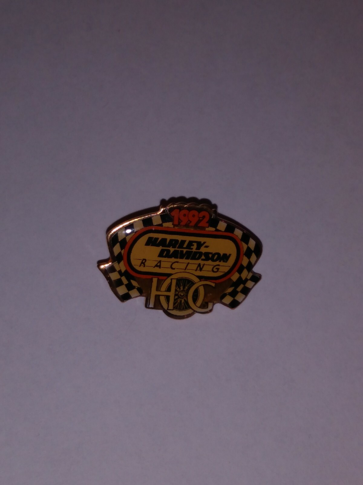 1992 HARLEY DAVIDSON HOG PIN RACING PIN 1992 HARLEY DAVIDSON HOG PIN RACING PIN