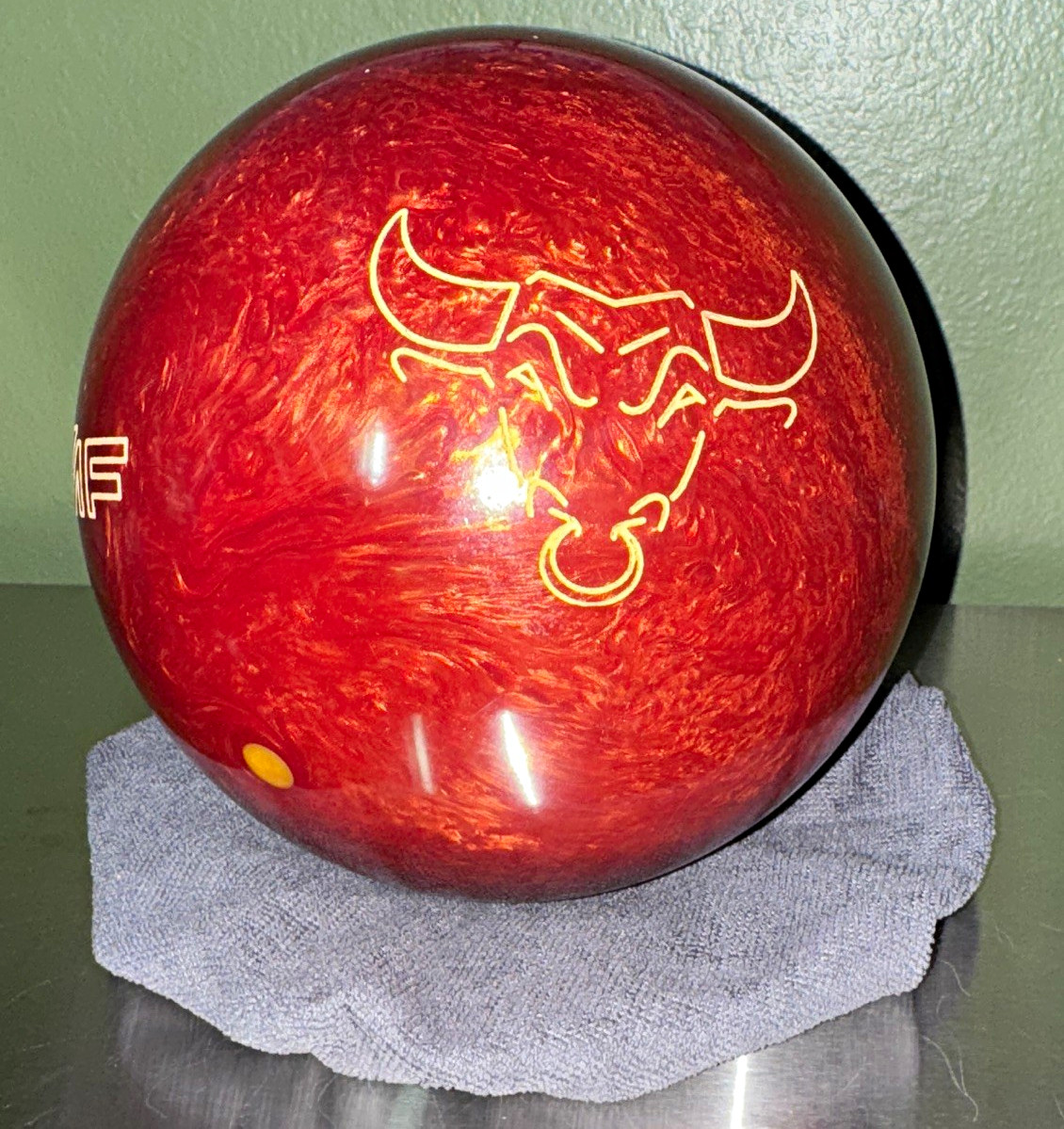 Vintage AMF Bull Whip Red Urethane Ten-Pin Bowling Ball 15 lb MPN 71E0395