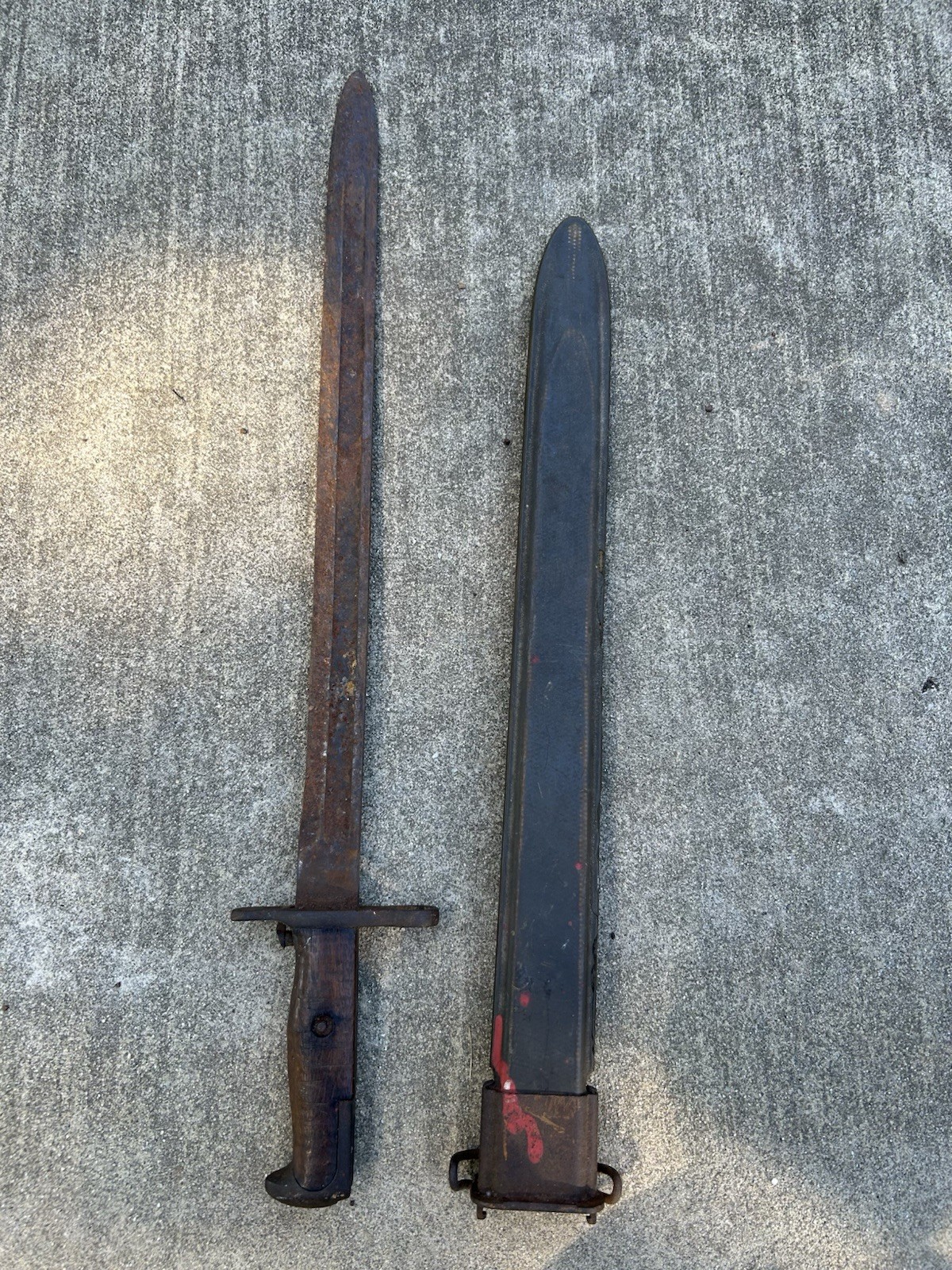 Vintage Original WW1 WW2 US Bayonet Scabbard Military Display Collectible Knife