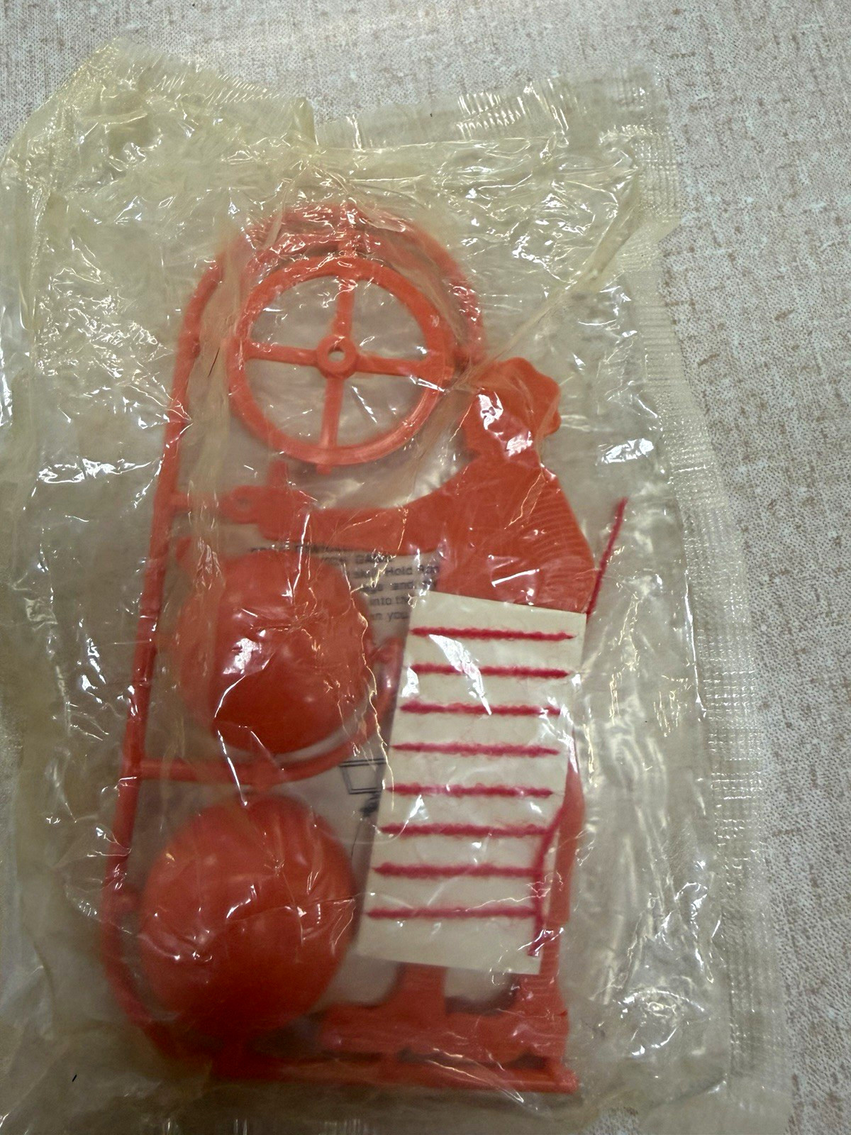 VTG 1981 McDonalds Happy Meal Toy Ronald McDonald Swing & Catch Game NIP Sealed