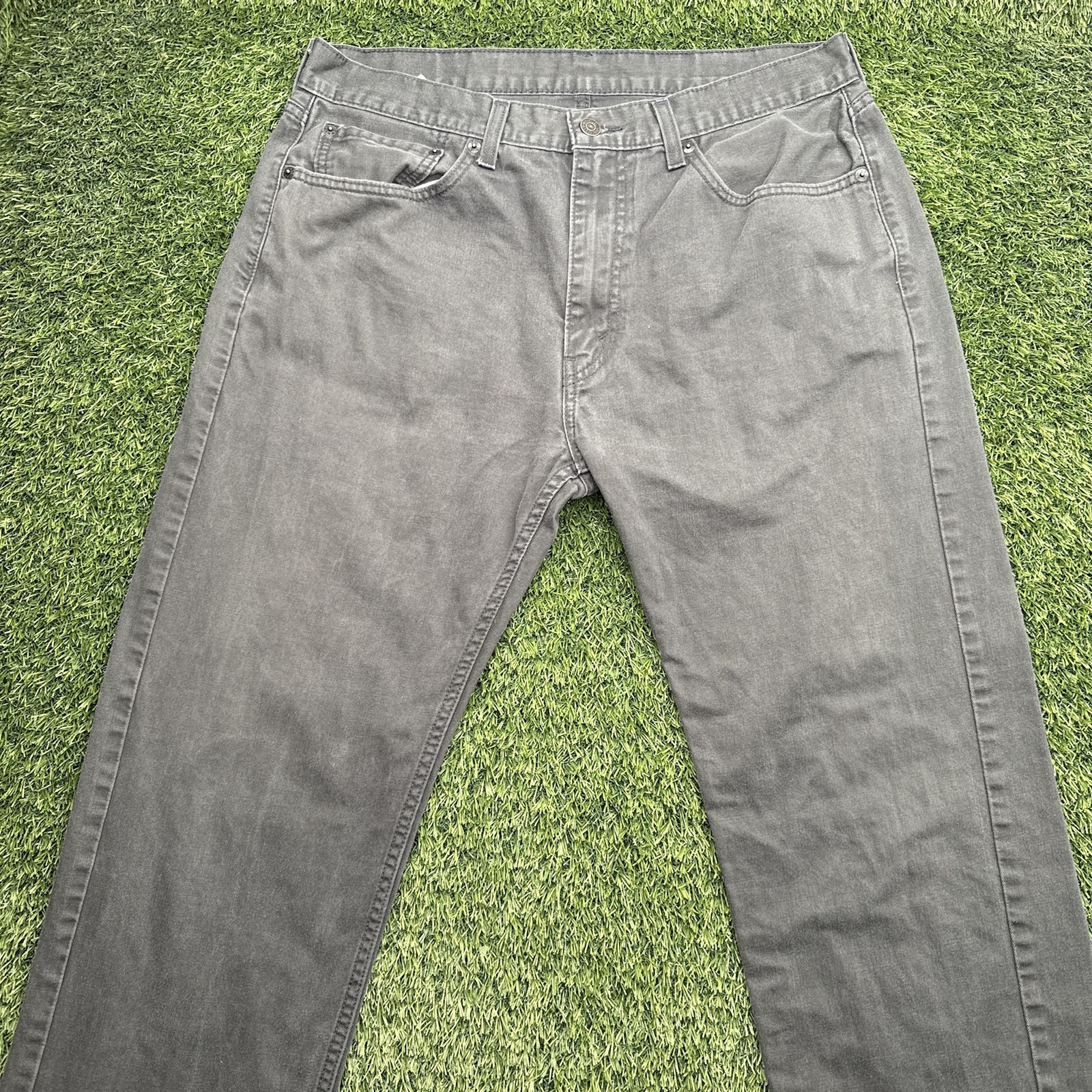 Levis 505 Regular Fit Jeans Mens 36x32 Gray 100 Percent Cotton Cambodia