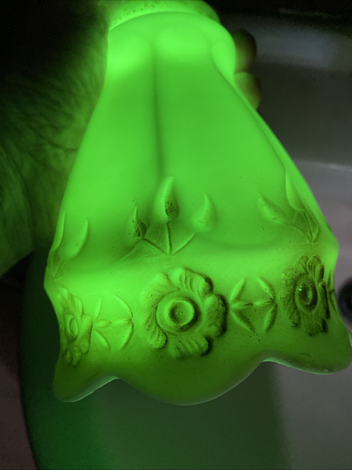 Vintage Northwood Custard Uranium Glass Floral Light Shade Deco Vintage Northwood Custard Uranium Glass Floral Light Shade Deco