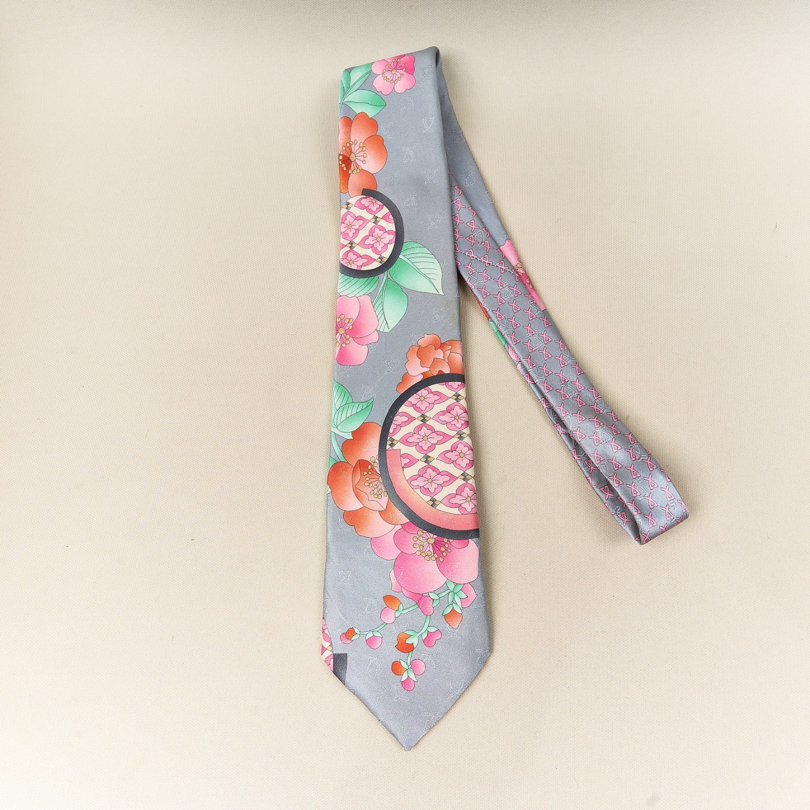 Vintage Leonard Paris Silk Tie Silve Abstract Floral Jacquard Italy 3.75 x 60\