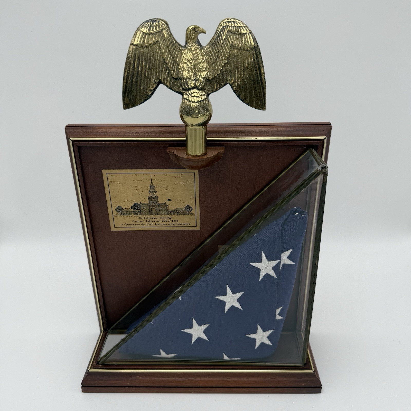 Vintage 1987 Franklin Mint Independence Hall Flag Constitution Commemorative Vintage 1987 Franklin Mint Independence Hall Flag Constitution Commemorative