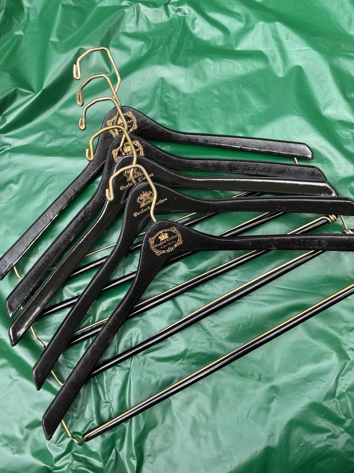5 Oxxford Clothes Hangers Wooden Black Excellent Condition