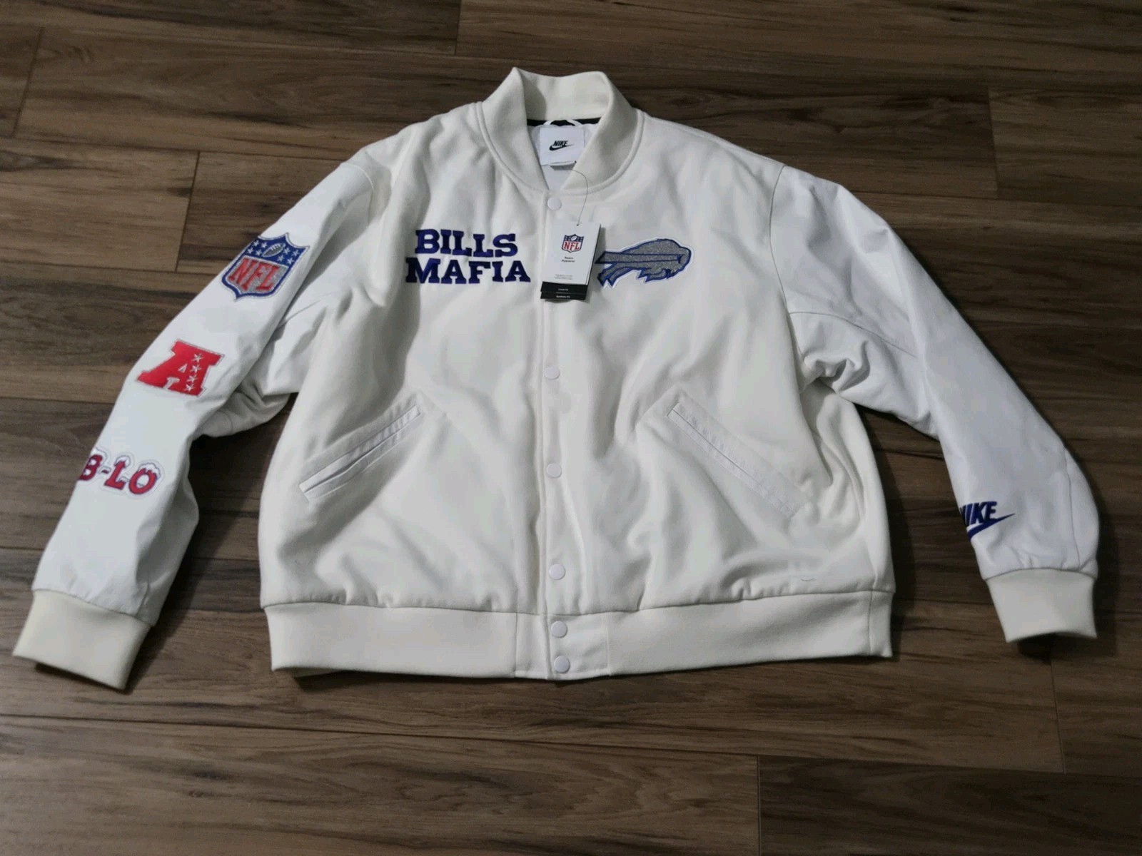 Nike Men\'s Buffalo Bills Rivalries Collection Full-Snap White Varsity Jacket 2XL