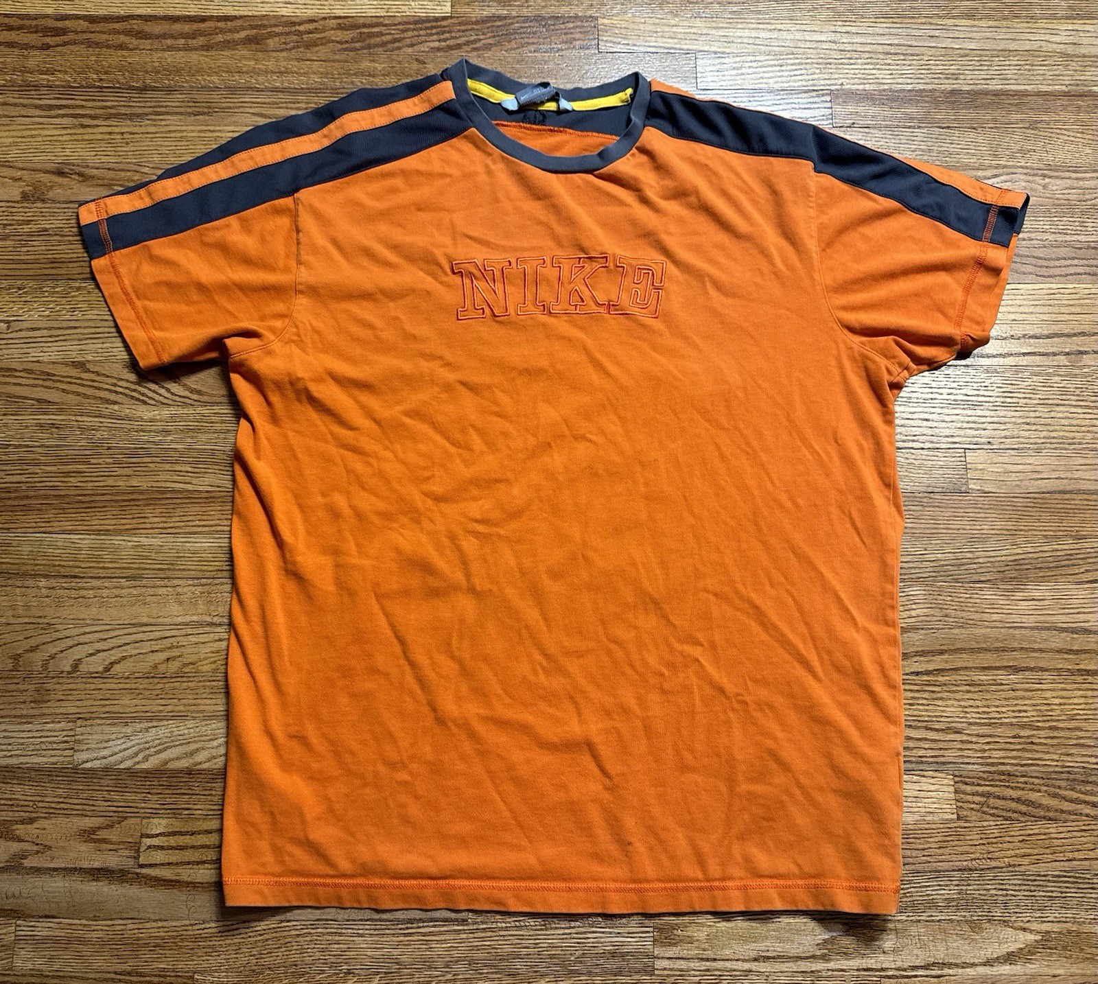 VTG Nike Center Spellout T Shirt Men’s Size XL Burnt Orange Gray Tag Stitched VTG Nike Center Spellout T Shirt Men’s Size XL Burnt Orange Gray Tag Stitched