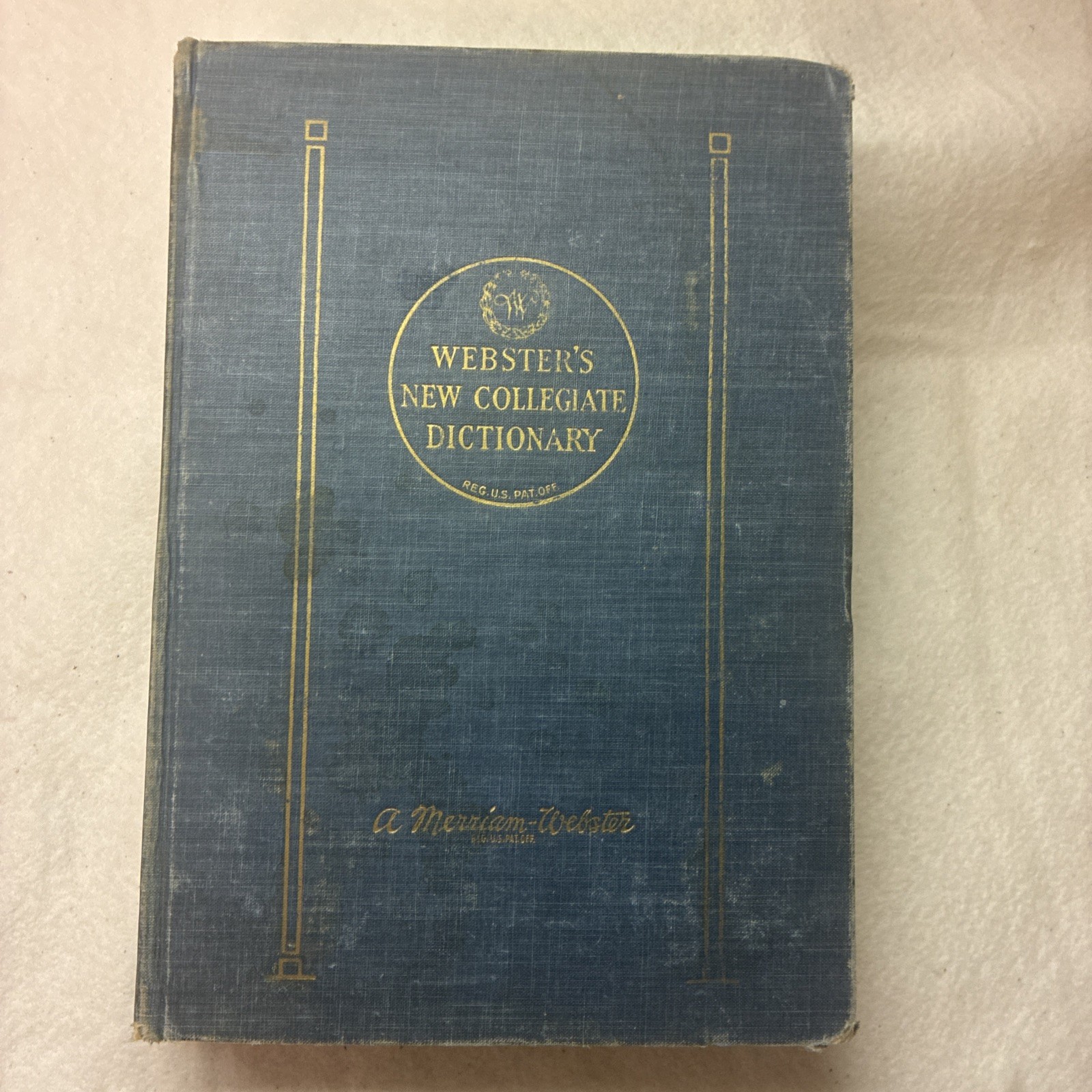 1956 edition of Webster\'s New Collegiate Dictionary second edition
