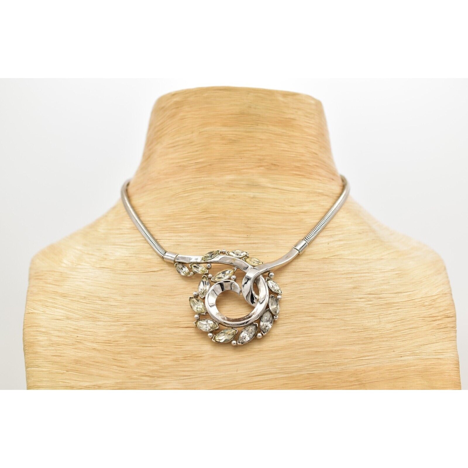 Crown Trifari Vintage Crystal Collar Necklace Snake Chain Signed 1940s 50s Bin3D