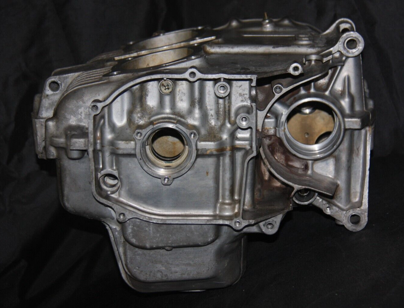 Engine Cover Set 11000447950 11200443790 HONDA CB400N 1982