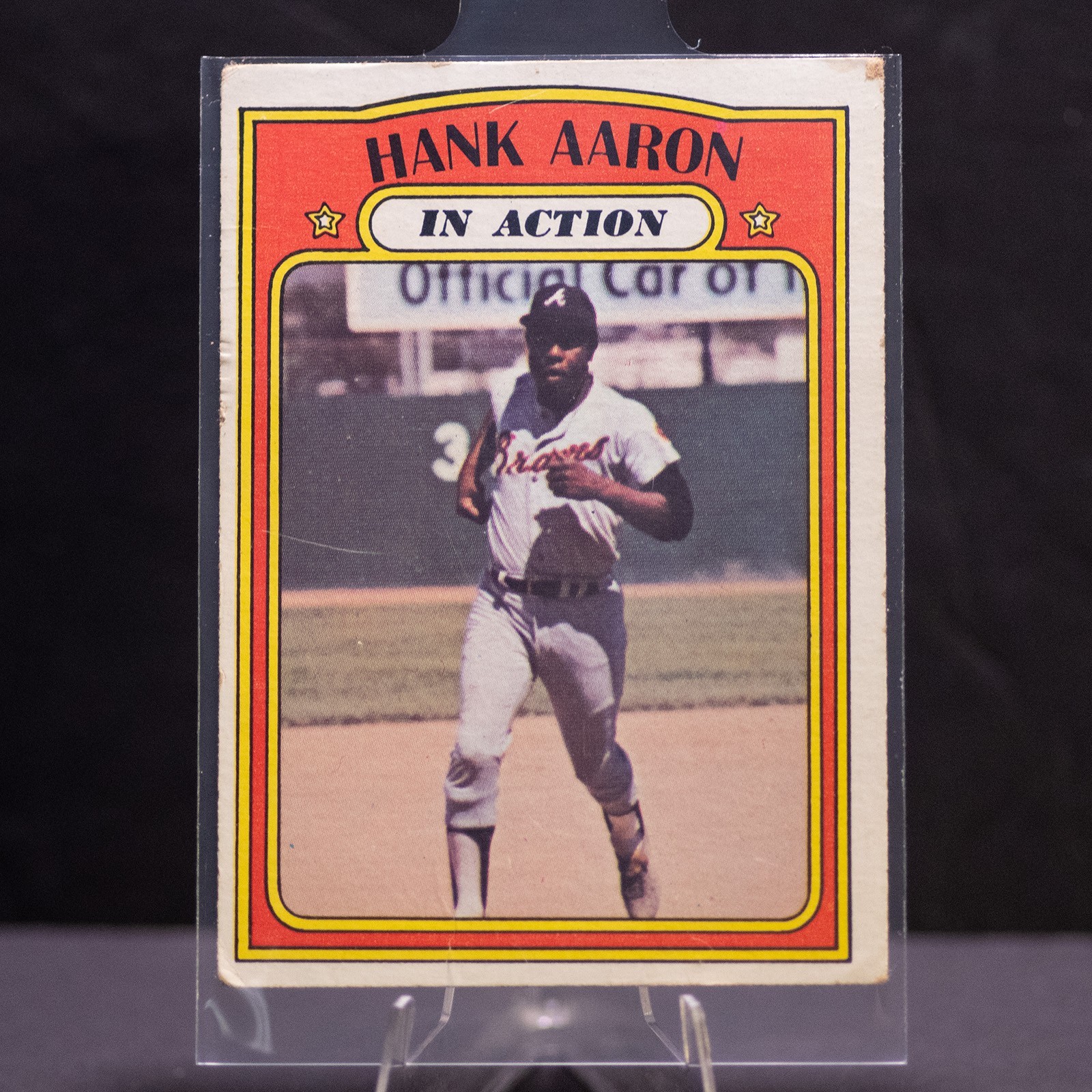 1972 Topps Hank Aaron #300 In Action Braves HOF Vivid Color Corner Wear Free S&H