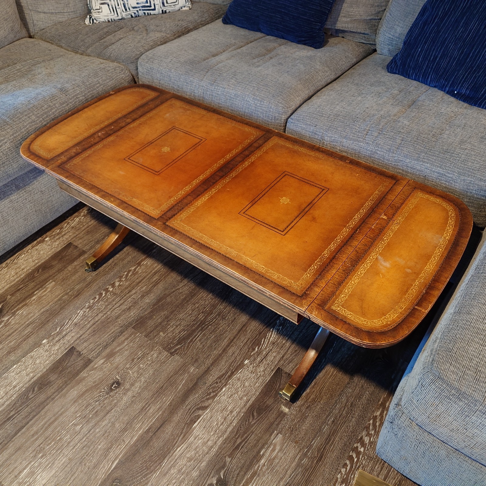 1950s Heritage Henredon Mahogany and Leather Drop-Leaf Coffee Table