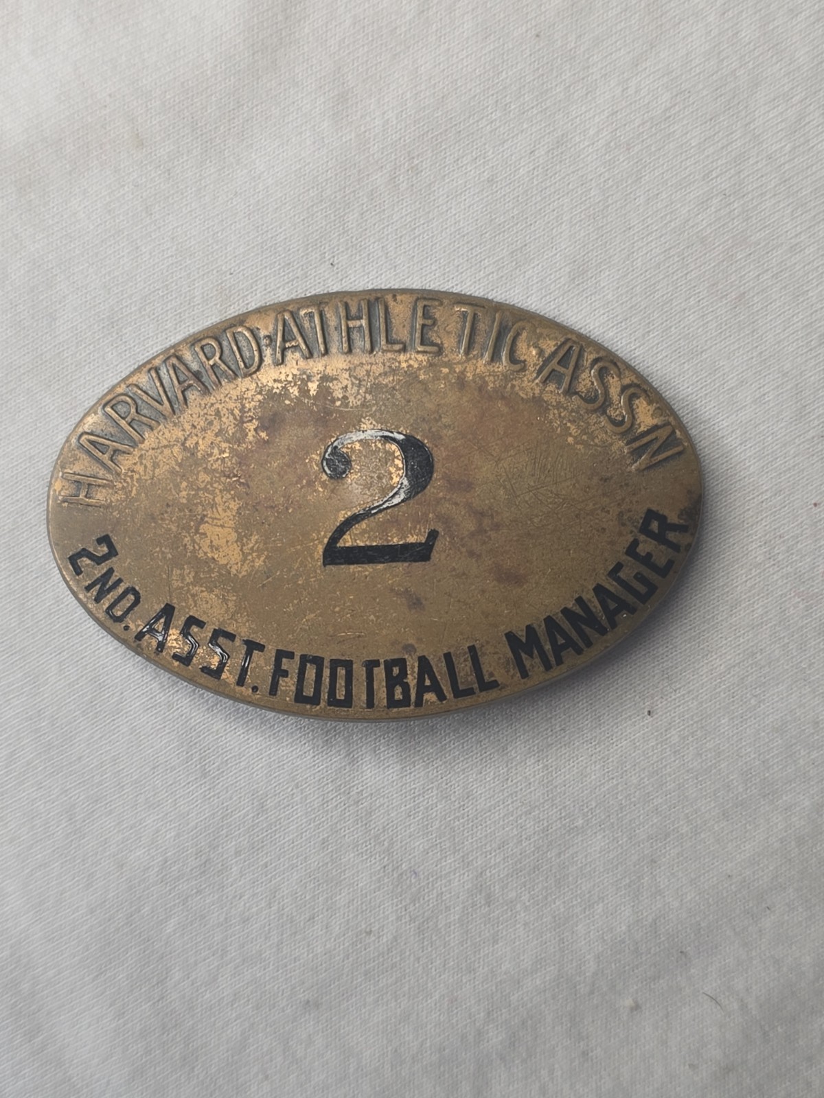 RARE 1920s VINTAGE HARVARD UNIVERSITY BRASS FOOTBALL COACH BADGE PIN- ATHLETICS 