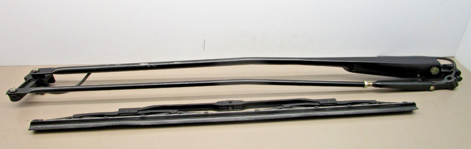 Sprague Pantograph Wiper Arm Assembly  29\