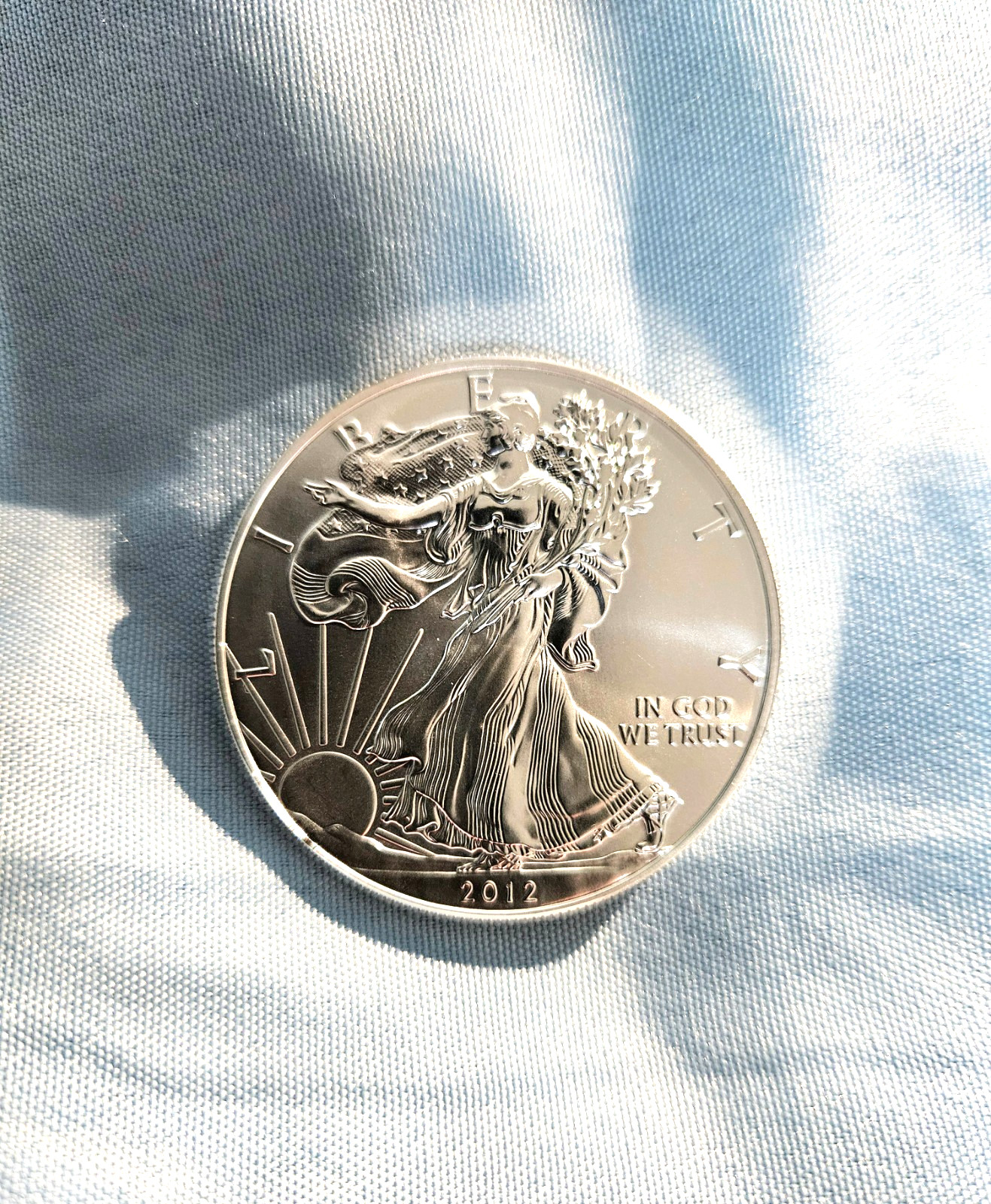 2012 AMERICAN SILVER EAGLE  1 OZ COIN FROM ORIGINAL MINT ROLL