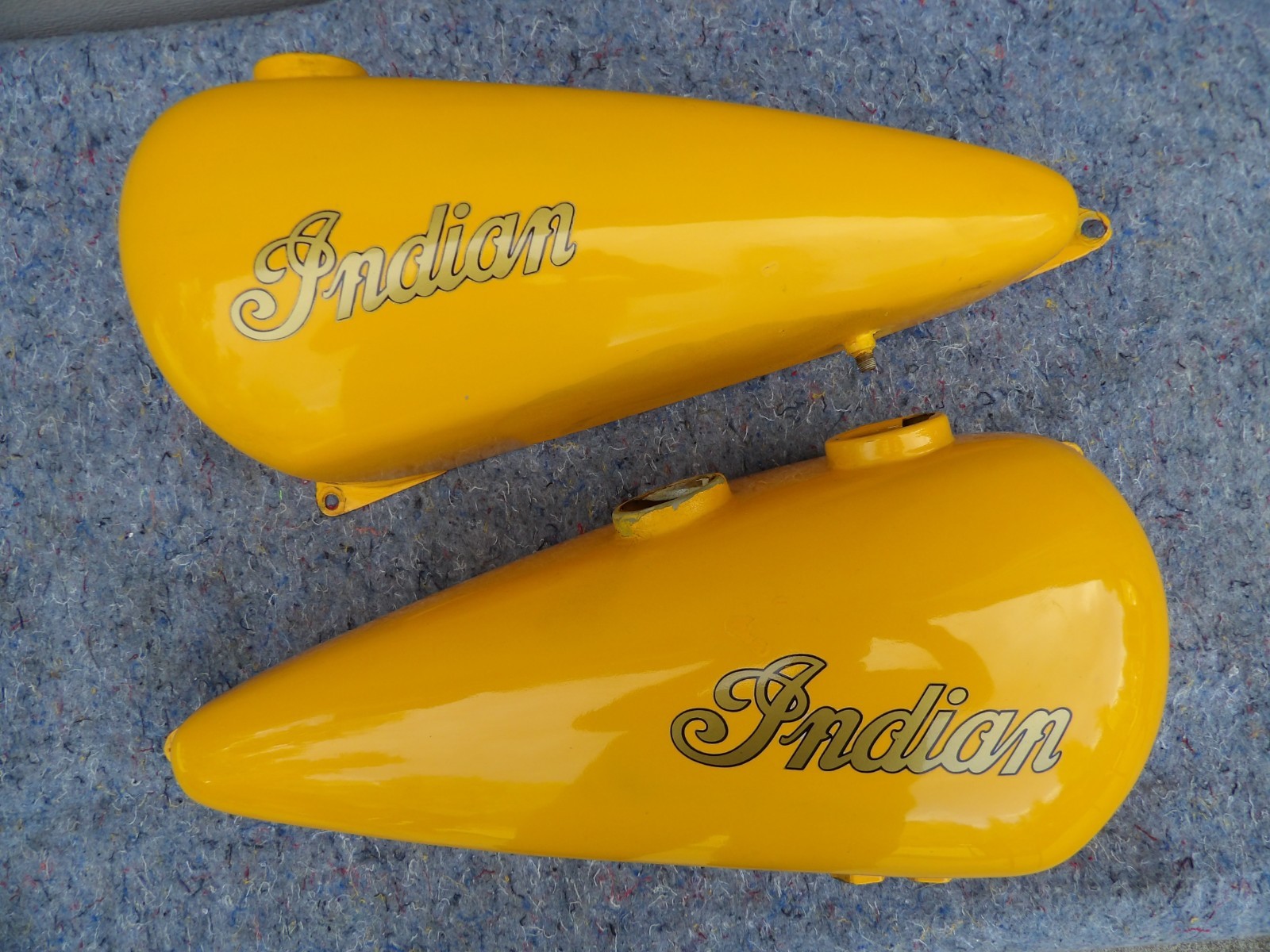 Unknown Vintage Indian Motorcycle gas fuel tanks, As is