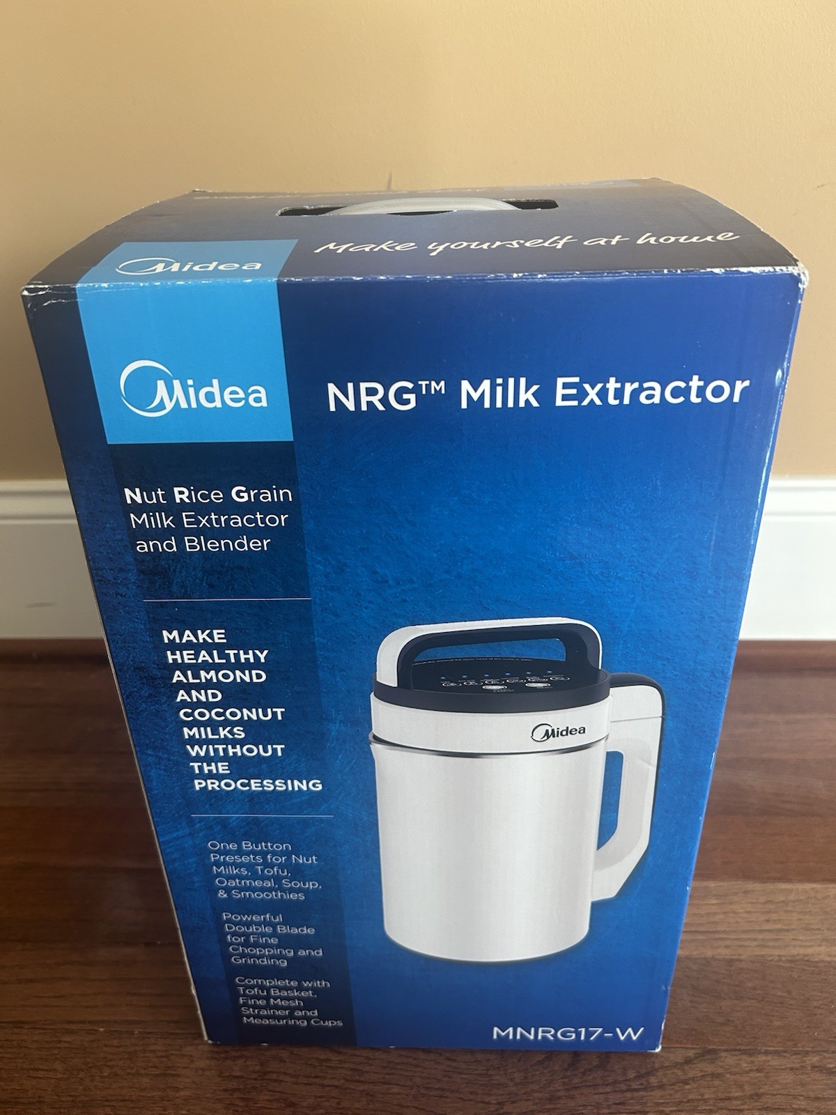 Midea NRG Milk Extractor Nut Rice Grain Blender 1.7L Midea NRG Milk Extractor Nut Rice Grain Blender 1.7L