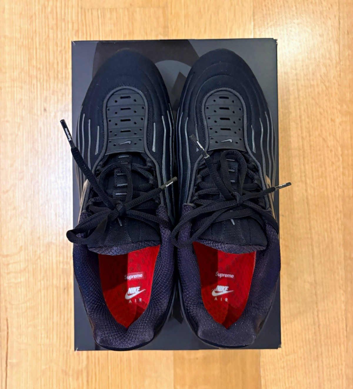 Supreme x Nike Air Max 2001 Air Ecstasy (Black) Supreme x Nike Air Max 2001 Air Ecstasy (Black)
