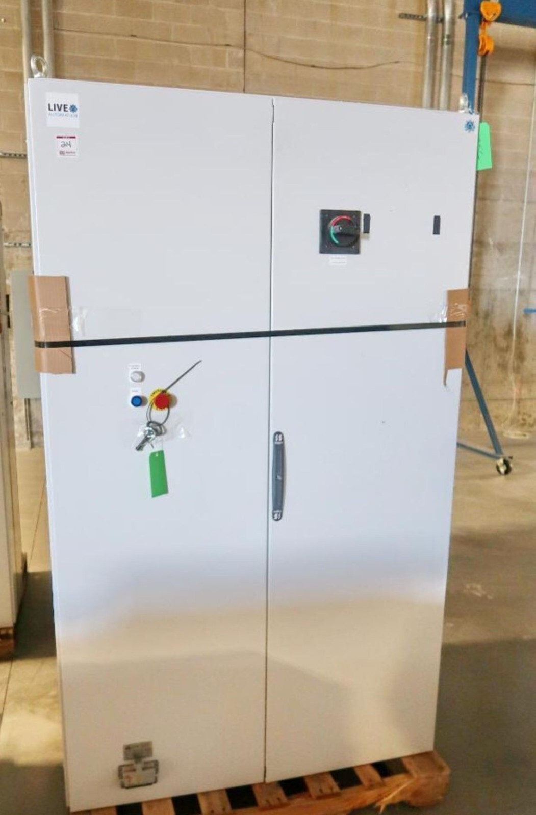 Industrial Electrical Enclosure PLC Cabinet 2-Door 47x16x78