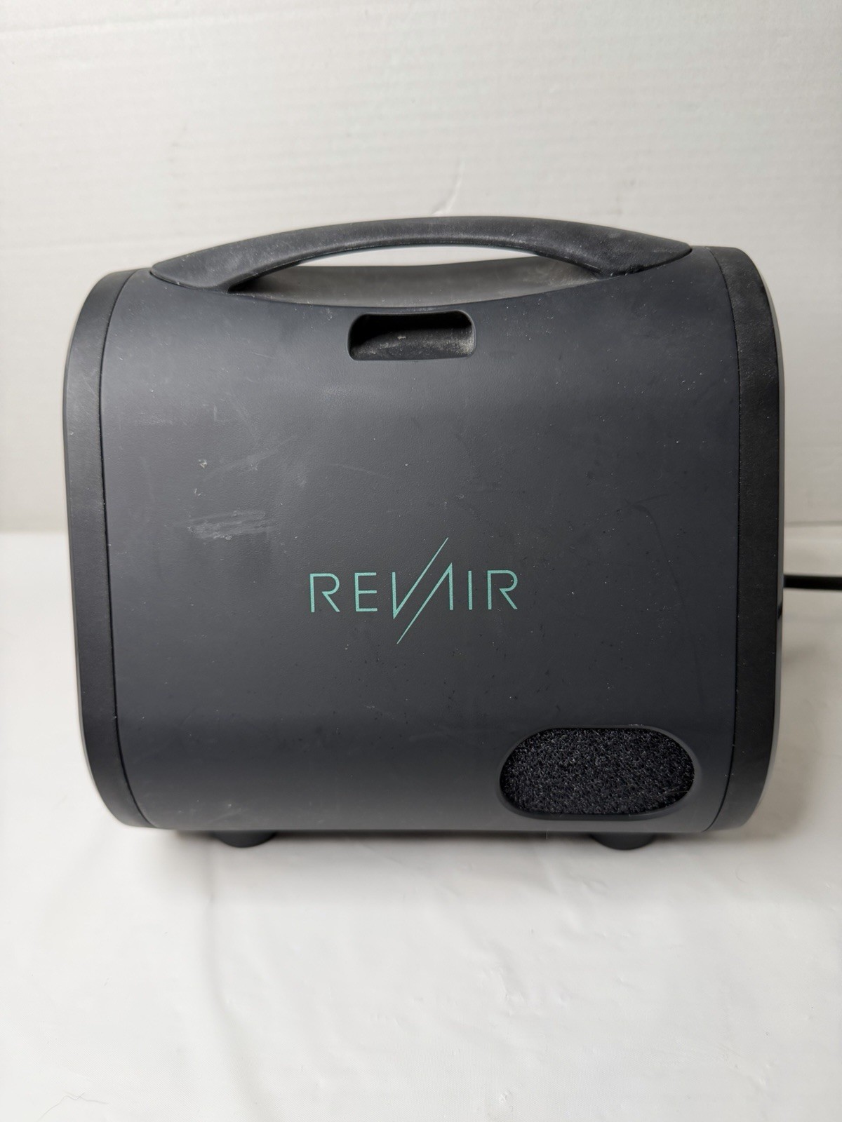 RevAir Reverse-Air Hair Dryer Model RA90020 Works On All Hair Types EUC RevAir Reverse-Air Hair Dryer Model RA90020 Works On All Hair Types EUC
