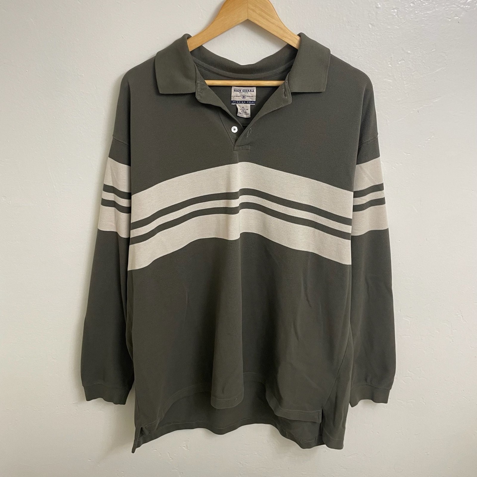 Vintage 2000s Men\'s Dark brown/navy blue striped Loose-Fit Knit Polo Sweater