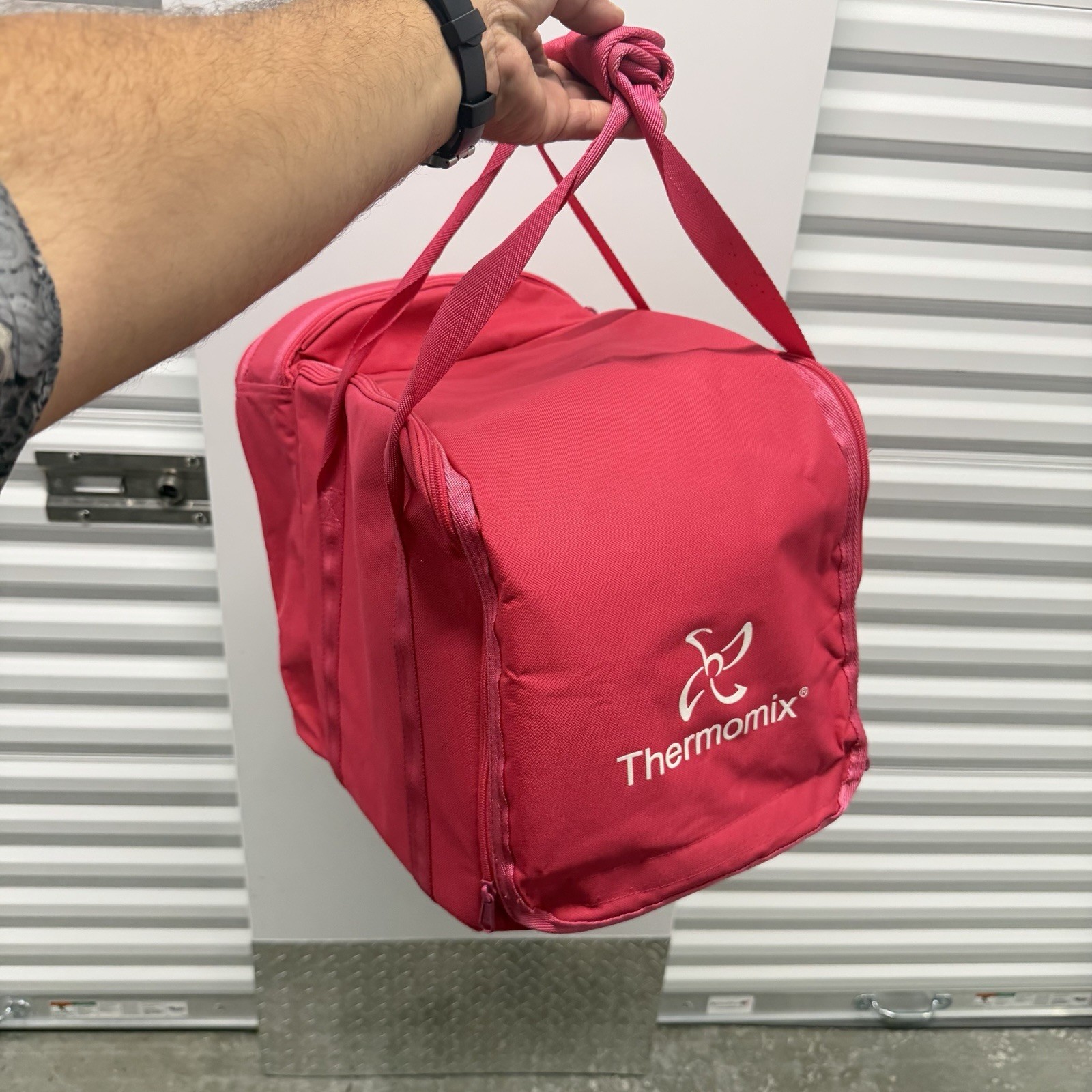 Thermomix TM5 TM6 Limited Edition Pink Carry Bag Genuine Vorwerk RARE ⭐️ Thermomix TM5 TM6 Limited Edition Pink Carry Bag Genuine Vorwerk RARE ⭐️