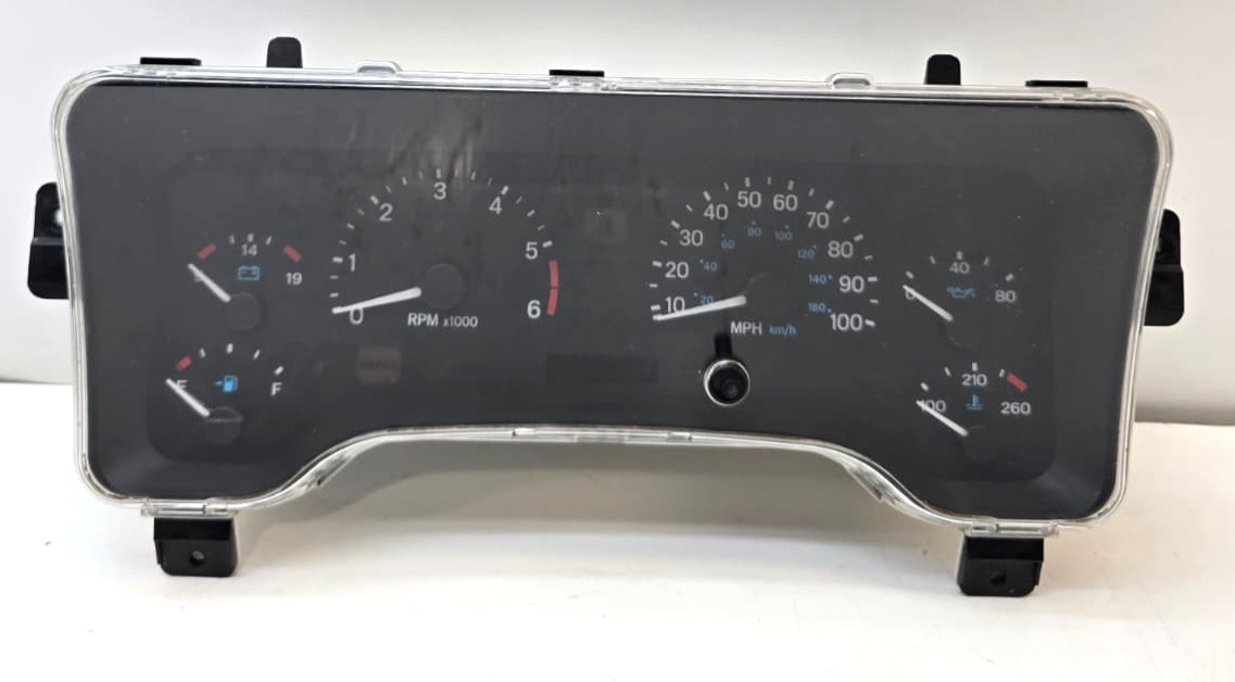 Jeep Wrangler 1997-2000 Instrument Panel Cluster Speedometer P56009170AD OEM