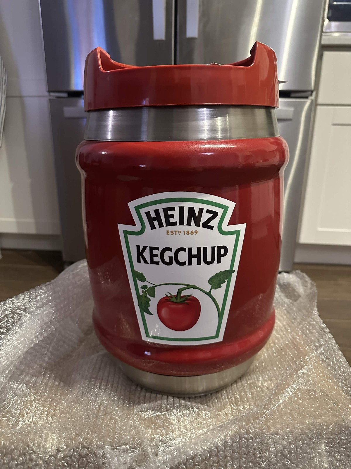 Exclusive HEINZ KegChup Ketchup Keg with 114oz Jug Limited To 157 Exclusive HEINZ KegChup Ketchup Keg with 114oz Jug Limited To 157