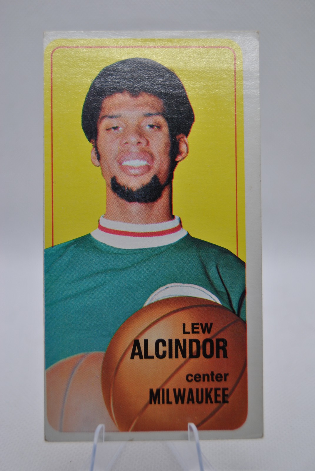 1970-71 Topps #75 Lew Alcindor 1970-71 Topps #75 Lew Alcindor