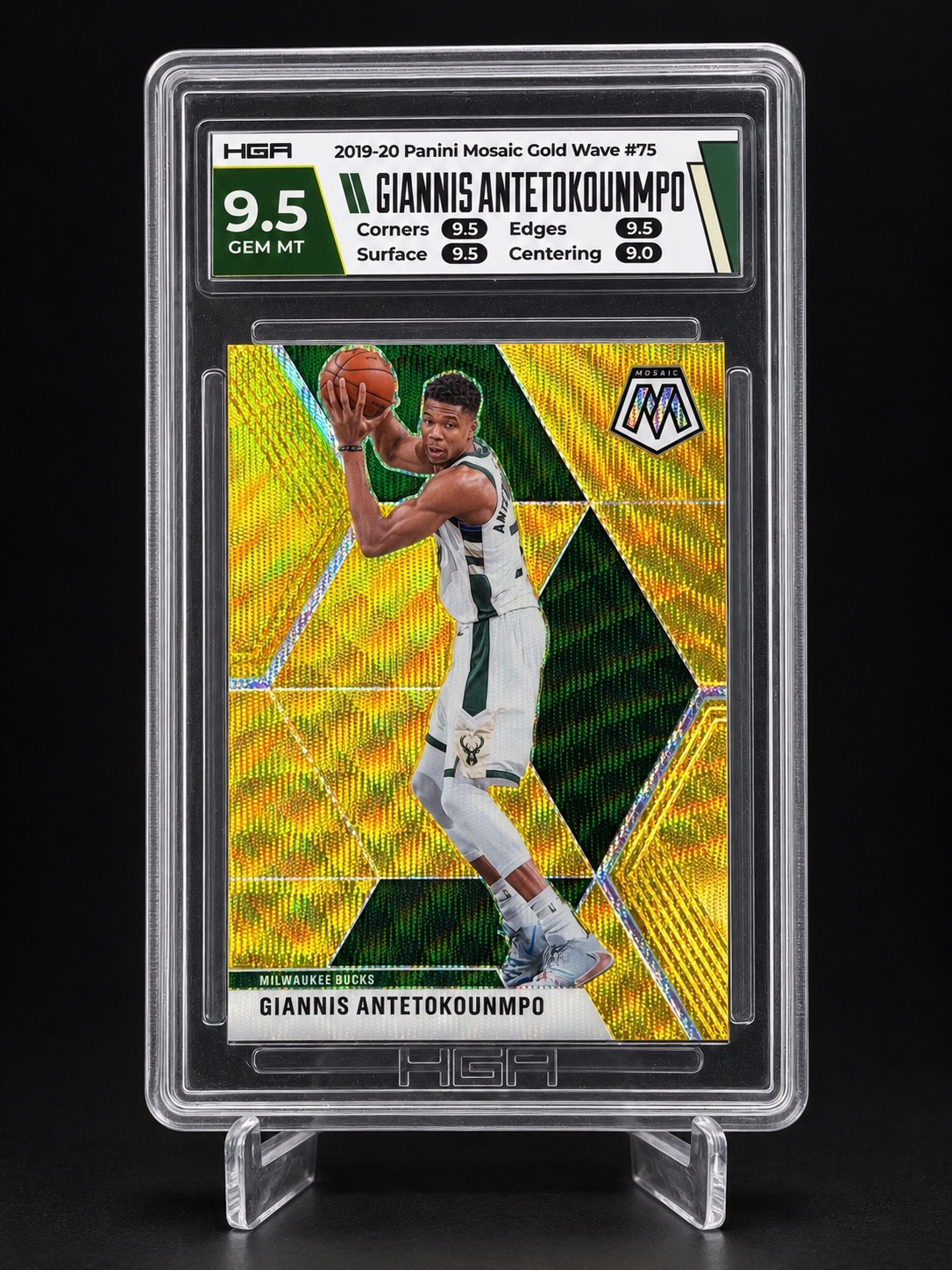 2019 Panini Mosaic Giannis Antetokounmpo #75 Gold Wave HGA 9.5 2019 Panini Mosaic Giannis Antetokounmpo #75 Gold Wave HGA 9.5