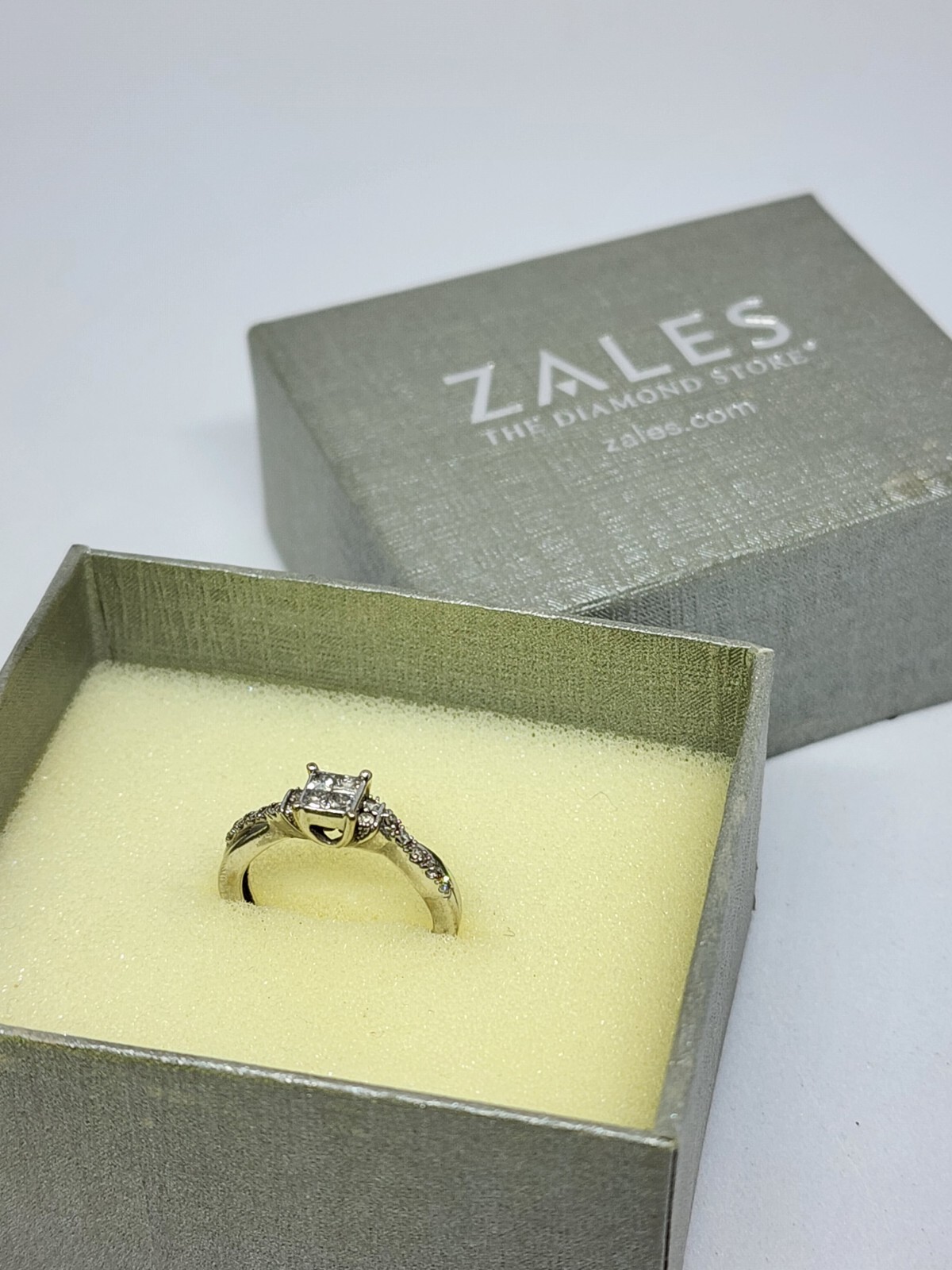 Zales 10k White Gold 18 Diamond Princess Quad Frame Engagement Sz 4.5 Ring IKS Zales 10k White Gold 18 Diamond Princess Quad Frame Engagement Sz 4.5 Ring IKS