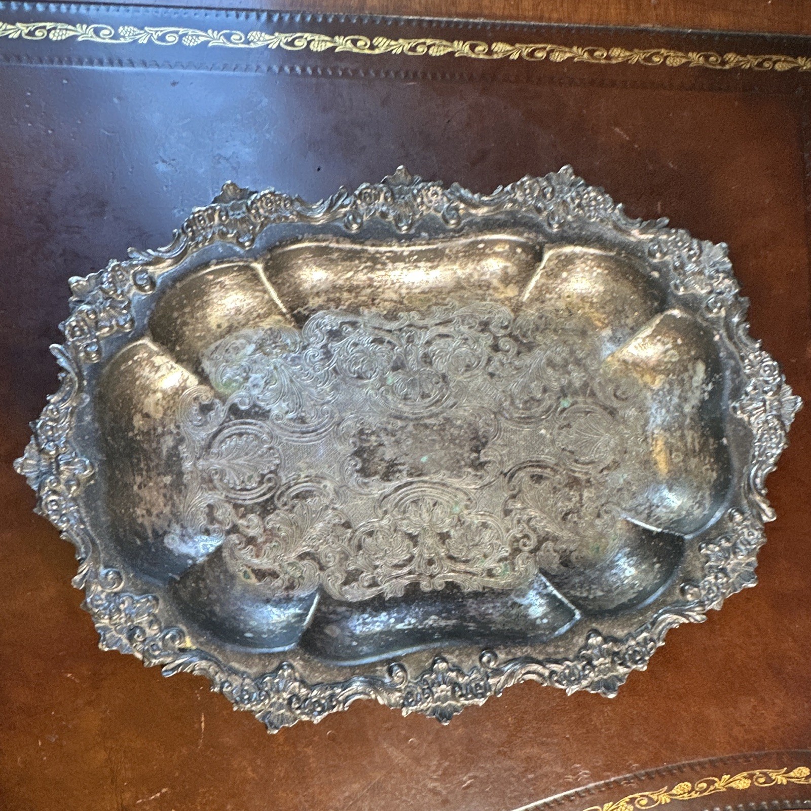 Vintage Sheridan Silverplate Taunton Rose Oval Serving Tray 11.5