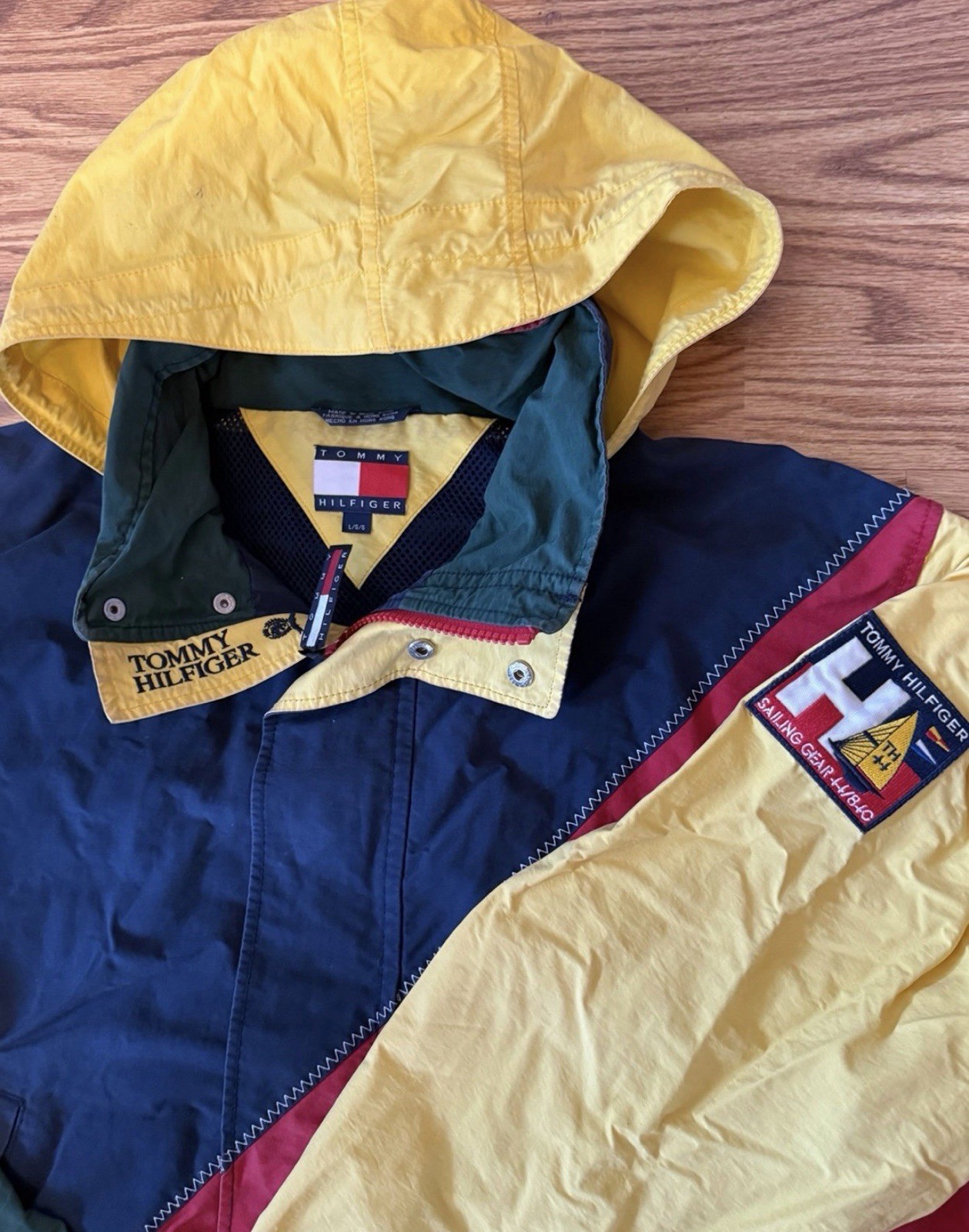 Vintage Tommy Hilfiger sailing gear sailor windbreaker jacket HTF BIG LOGO L