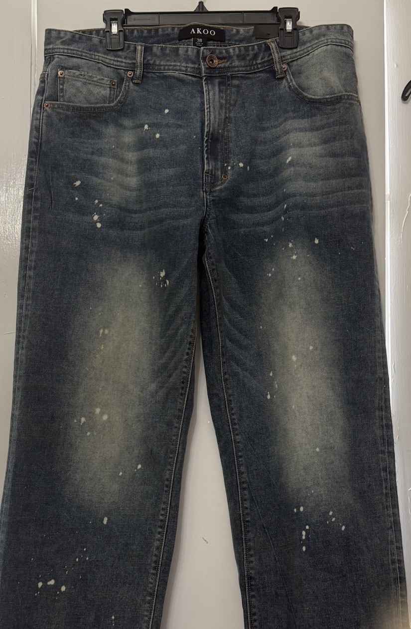 AKOO Mens Jeans 38 Paint Splatter Distressed Straight Leg Denim Premium NWT