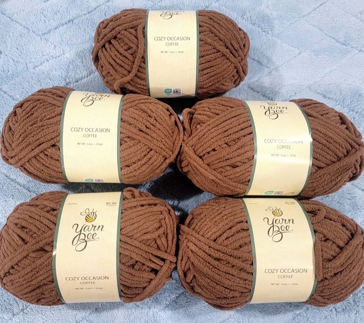 Yarn Bee Cozy Occasion Super Bulky 5.5ozs lot of Five Skeins New Coffee