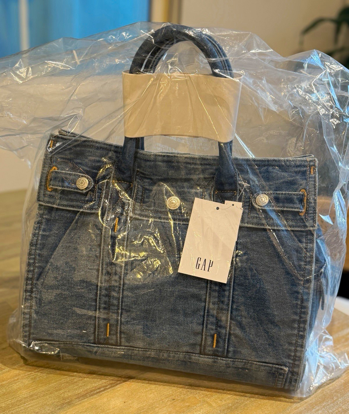 GAP Denim Five Pocket Tote Medium Wash -Standard Size. New Sealed Bag.See photos