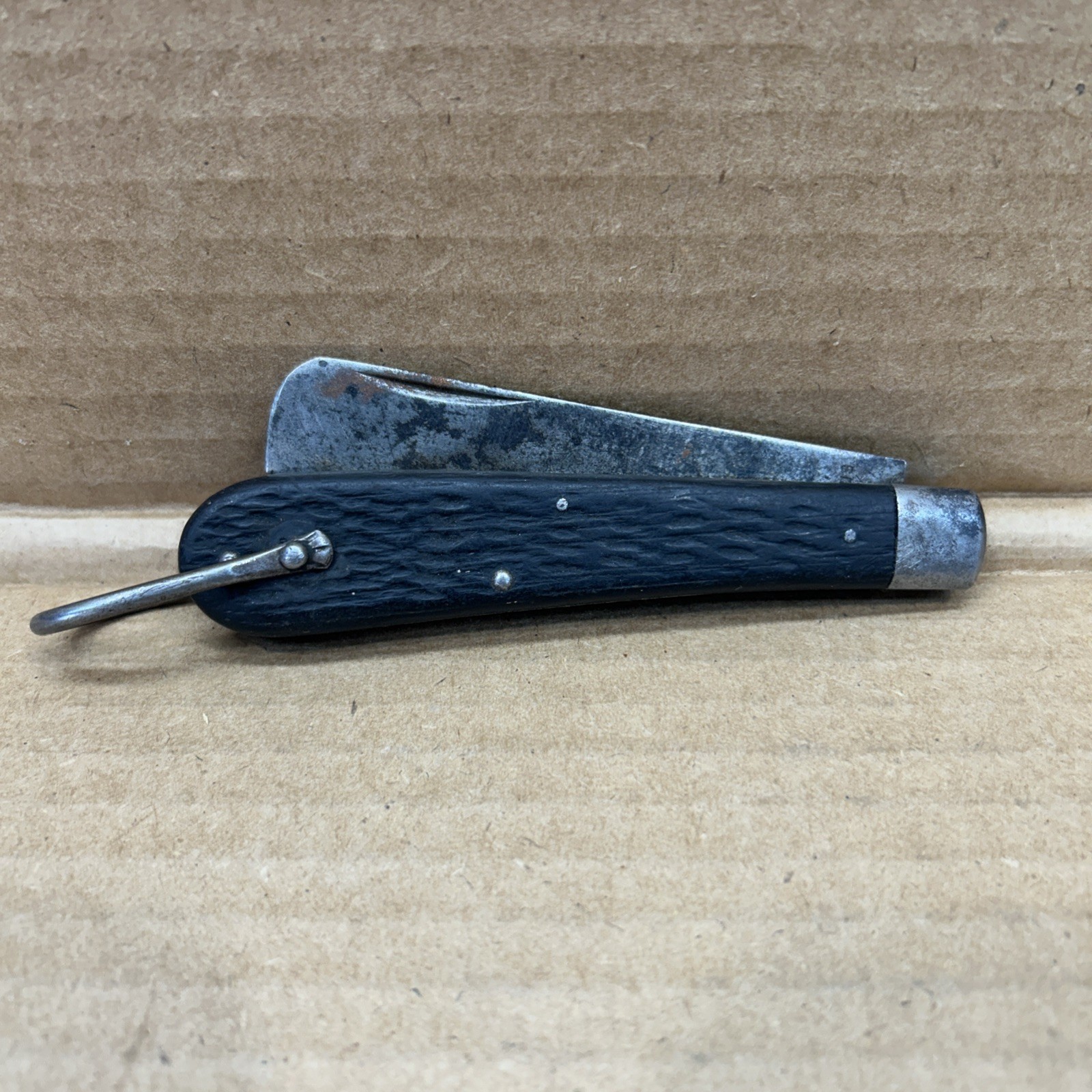 Vintage Camillus USCG USA Coast Guard Folding Sailor Rope Pocket Knife New York