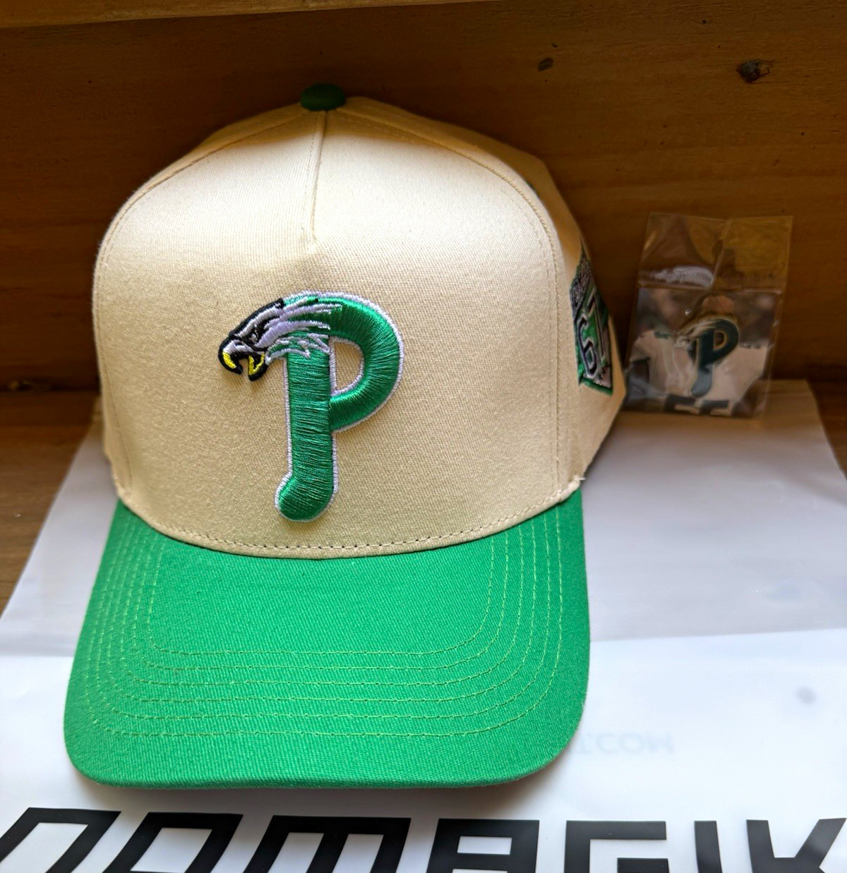 PHILLY EAGLES/ NOMAGIK HAT PHILLY EAGLES/ NOMAGIK HAT