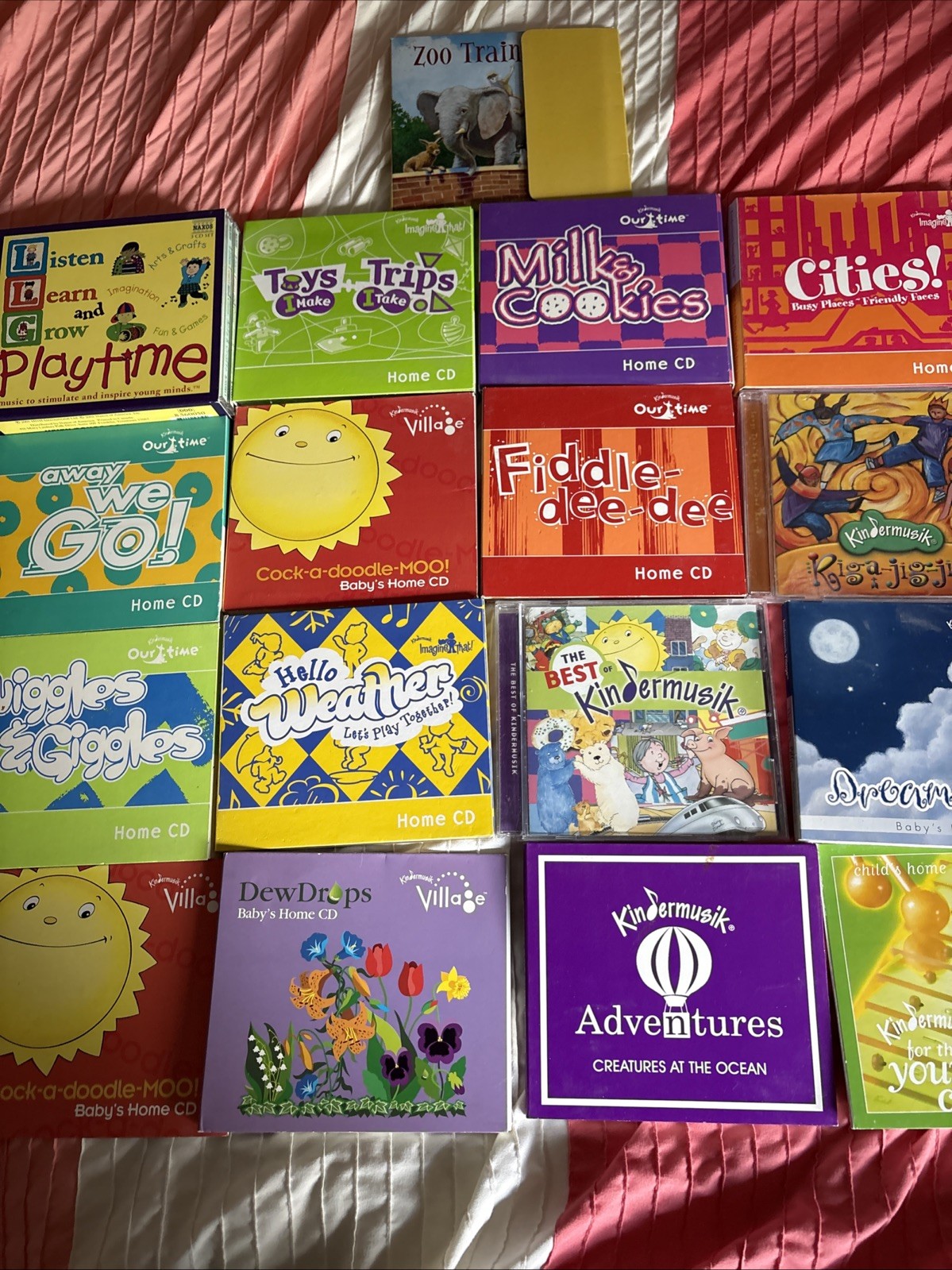 26 CDs Kindermusik CD Collection Including Listen, Learn, And Grow Playtime
