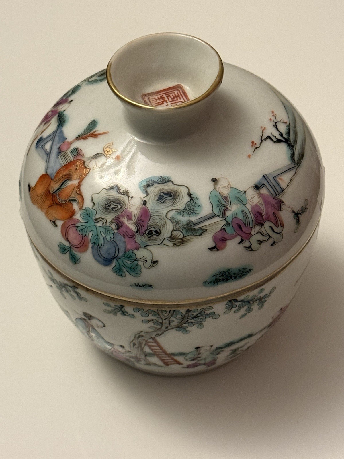 Antique Chinese Porcelain Famille Rose Hand Painted Figures Lidded Jar With Mark Antique Chinese Porcelain Famille Rose Hand Painted Figures Lidded Jar With Mark