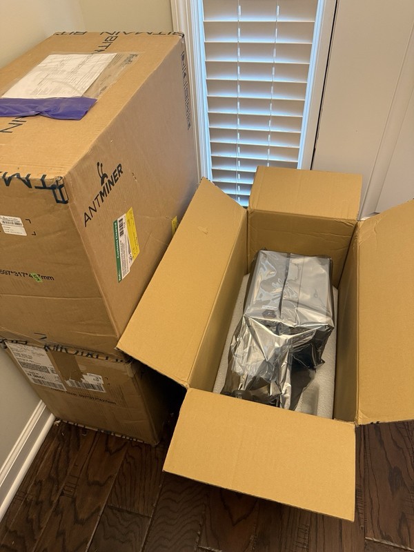 NEW Bitmain Antminer Z15 PRO 840KSol *READ ITEM DESCRIPTION* $5000 