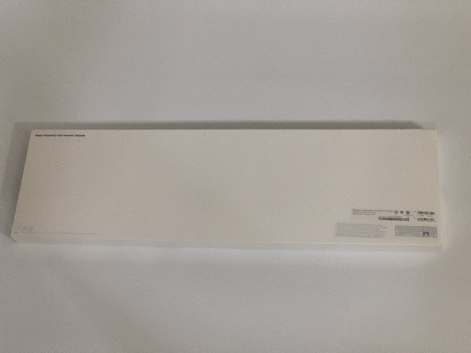 Apple Magic (MQ052LL/A) Wireless Keyboard with Numeric Pad  ( FACTORY SEALED )