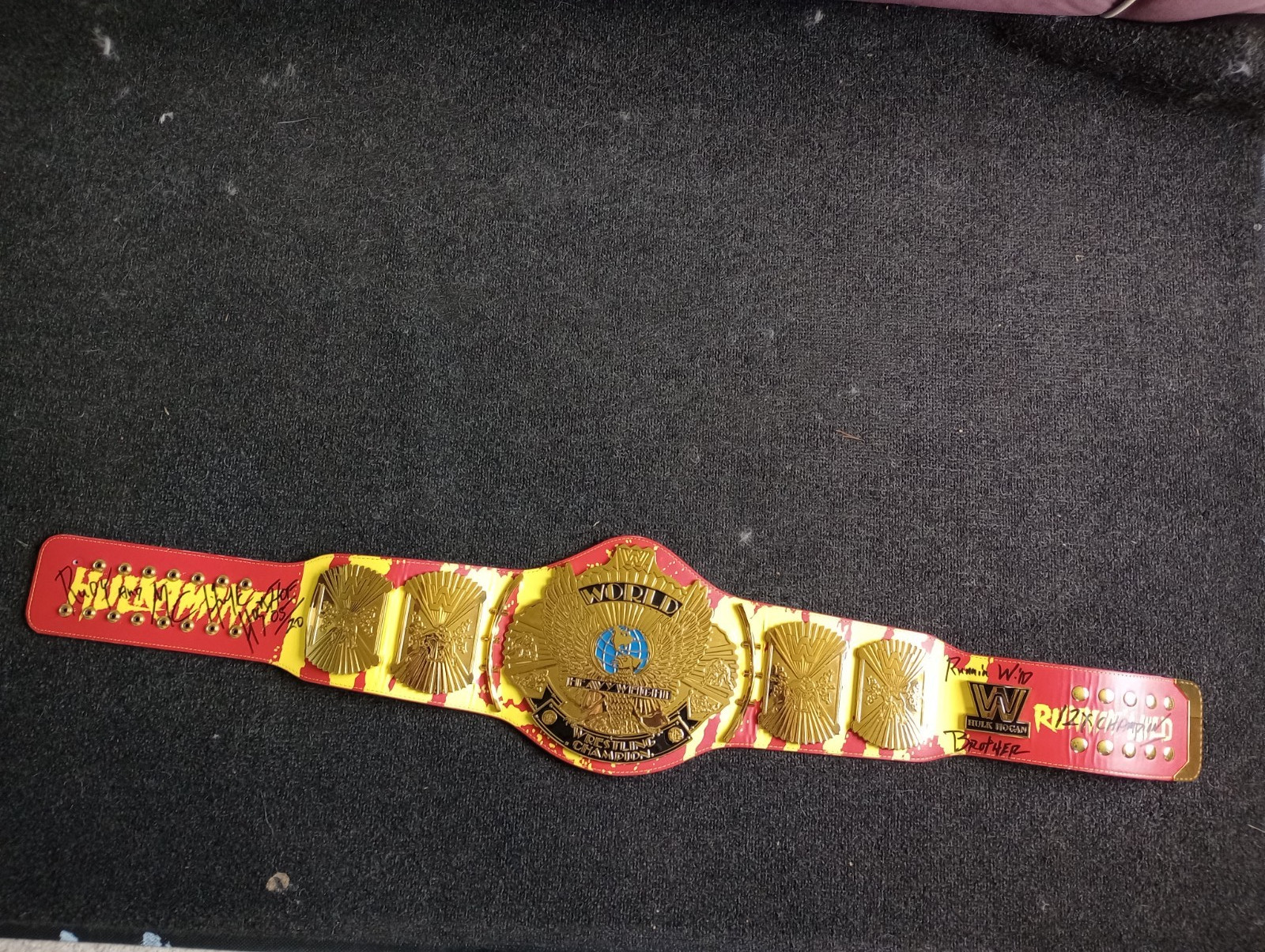 WWF Hulk Hogan Authentic,Signature Series Autographed Winged eagle .rare, .