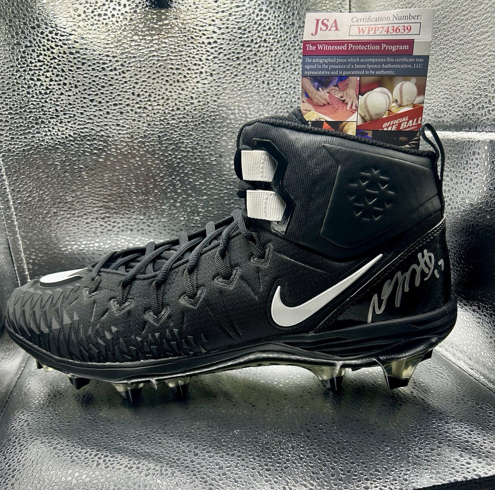 Davante Adams Autographed Cleat JSA COA Witnessed Cert #WPP743639