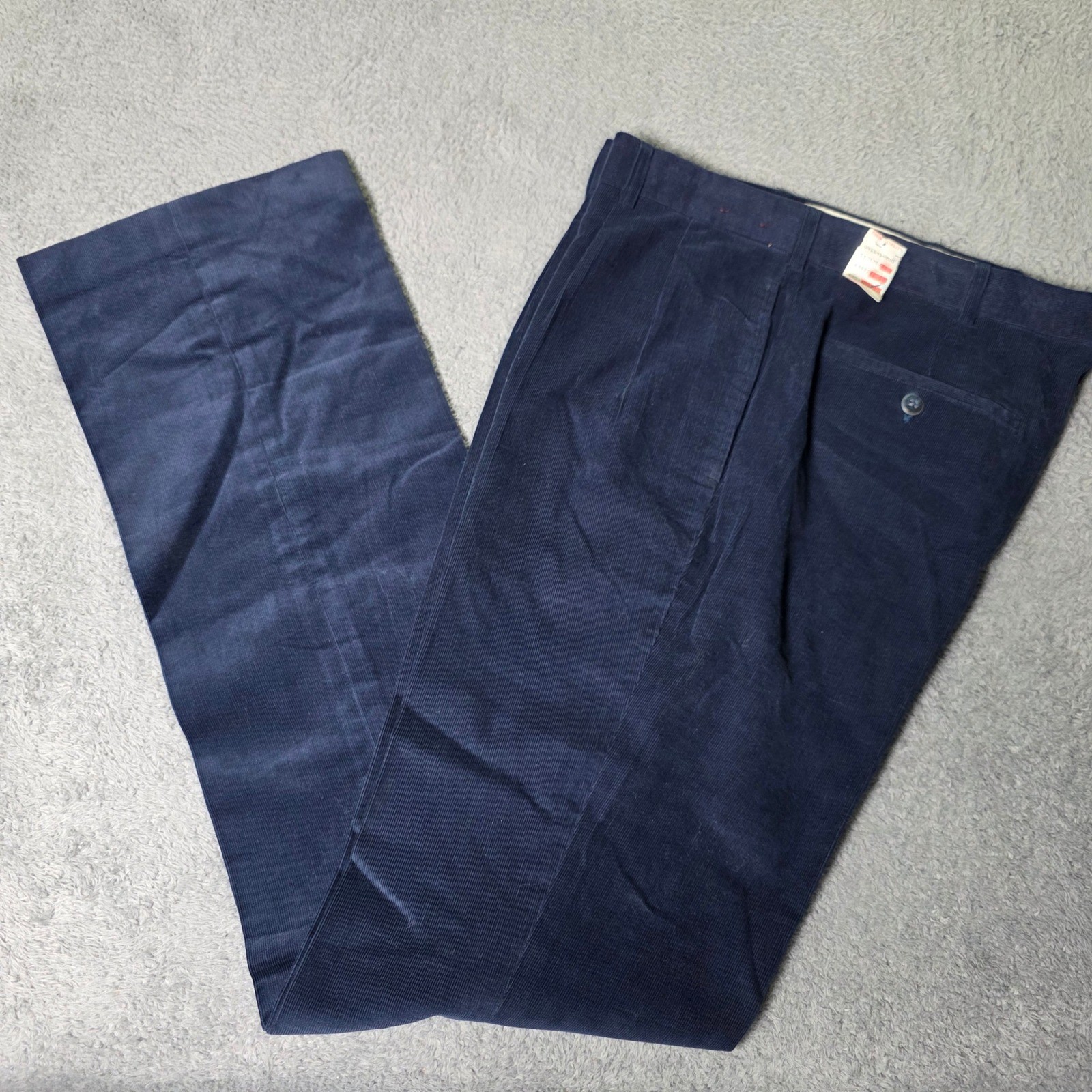 Evan-Picone Mens 36x36 Pleated Corduroy Trousers Navy Blue Vintage Straight Leg