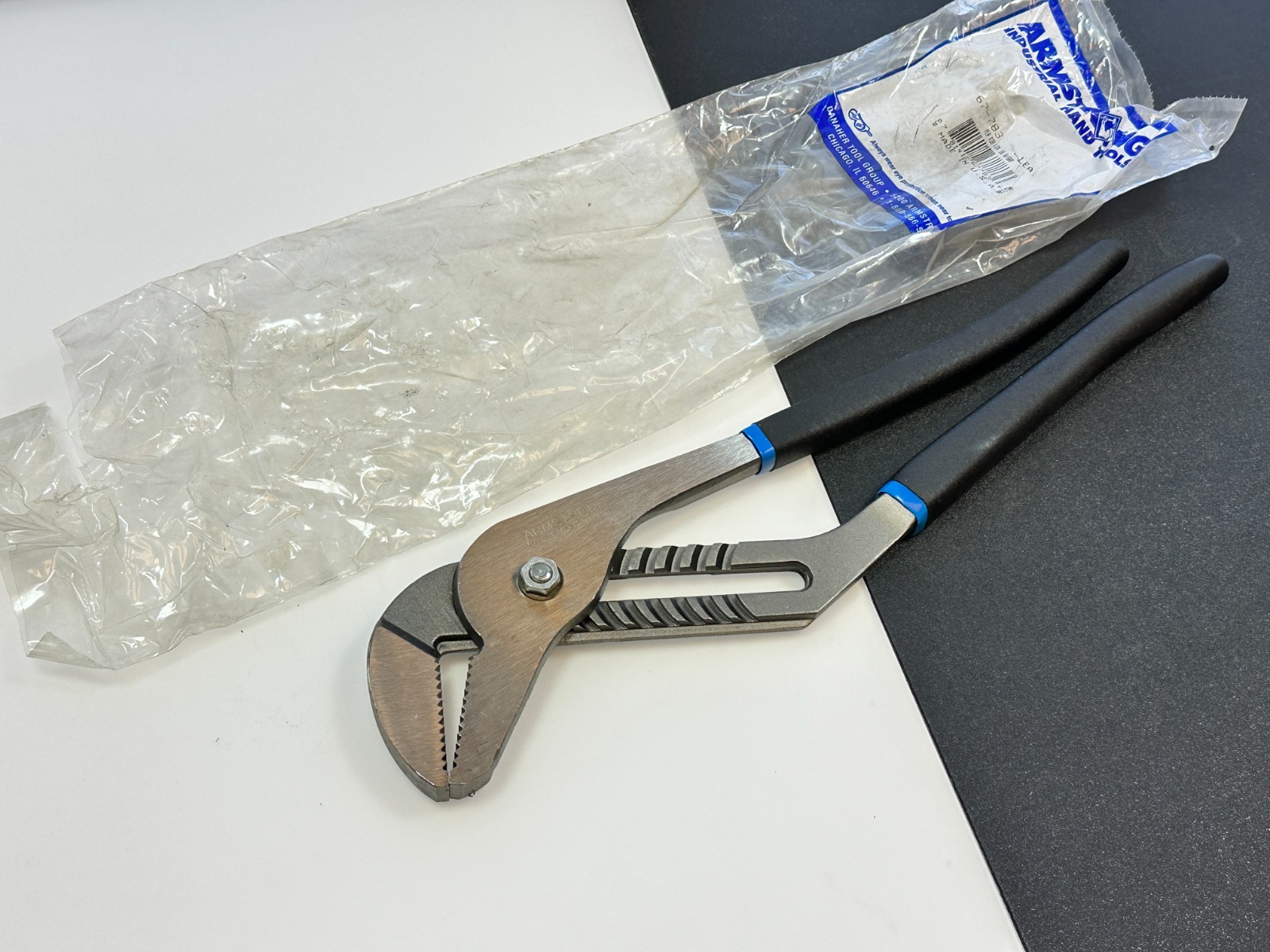 Armstrong USA (NOS) 67-783 16\