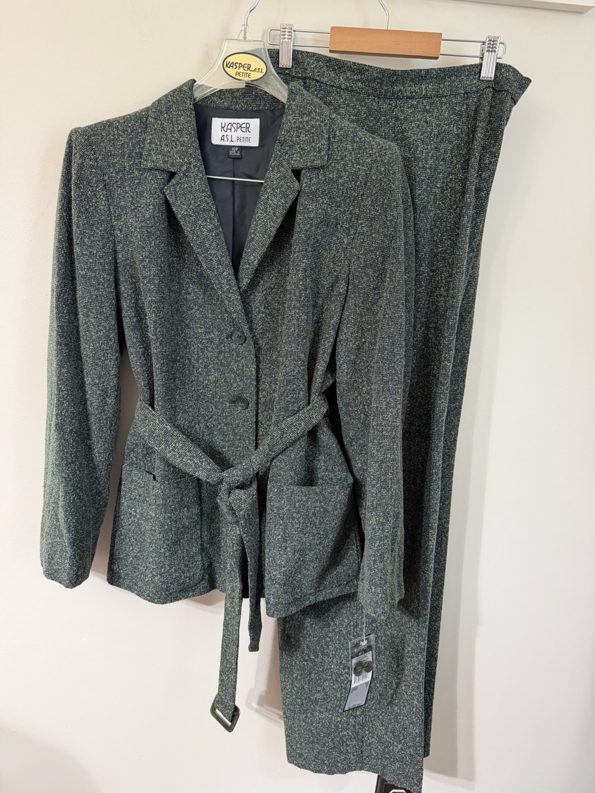 Vintage Kasper Green Black Tweed Belted Pant Suit Blazer Slacks 10P NOS