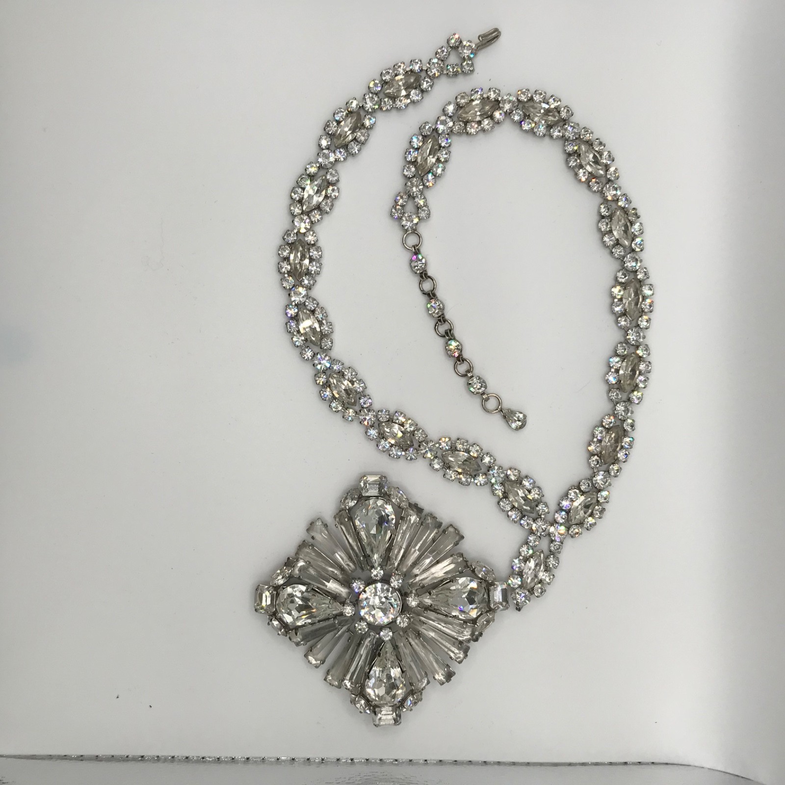 Ultra Rare Schreiner Ruffle Keystone 3 in 1 Necklace Brooch unsigned verified
