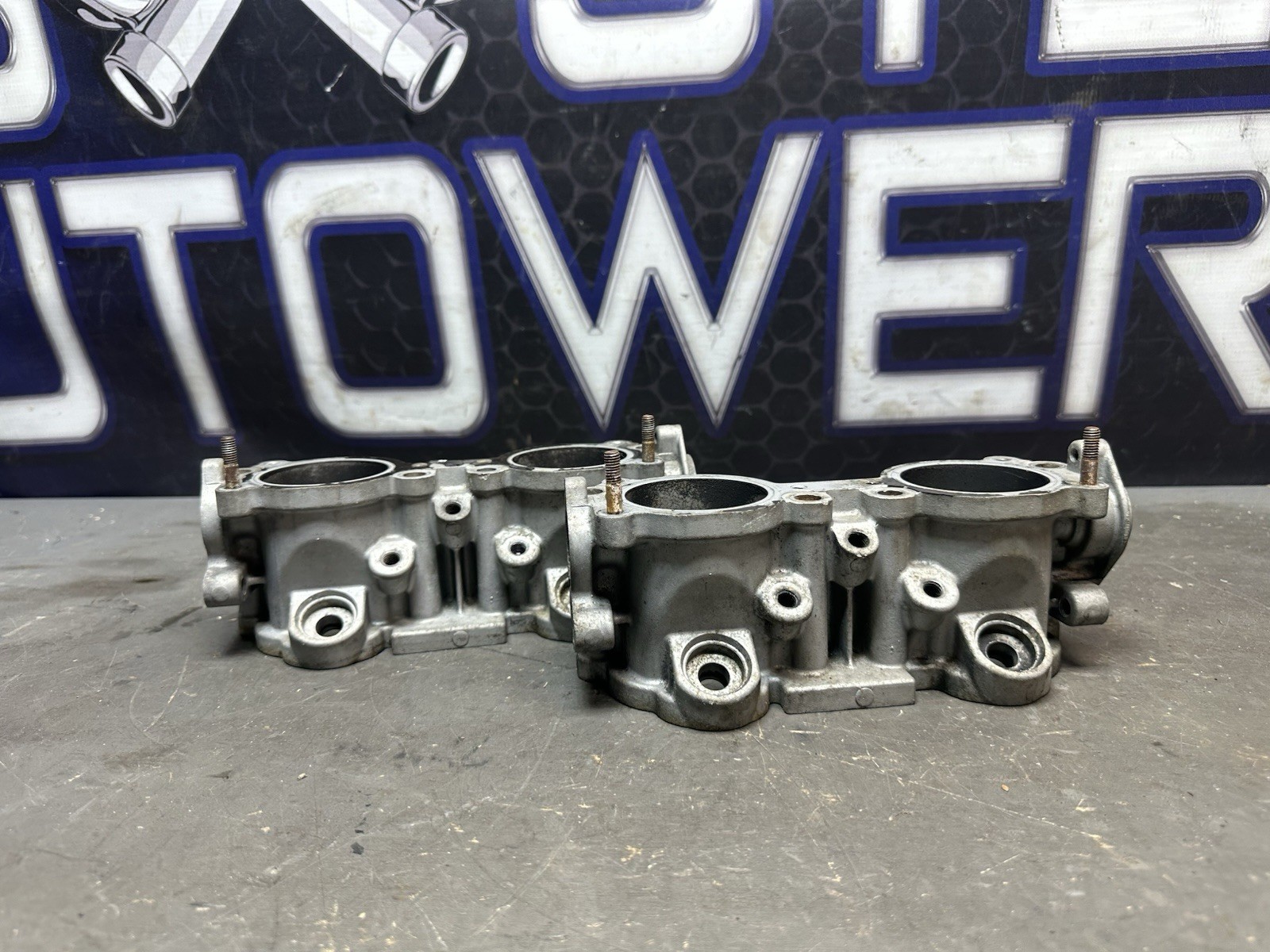 04-06 Subaru STI FXT Side feed TGV Valve Pair Set OEM 14011AB342 14011AB352