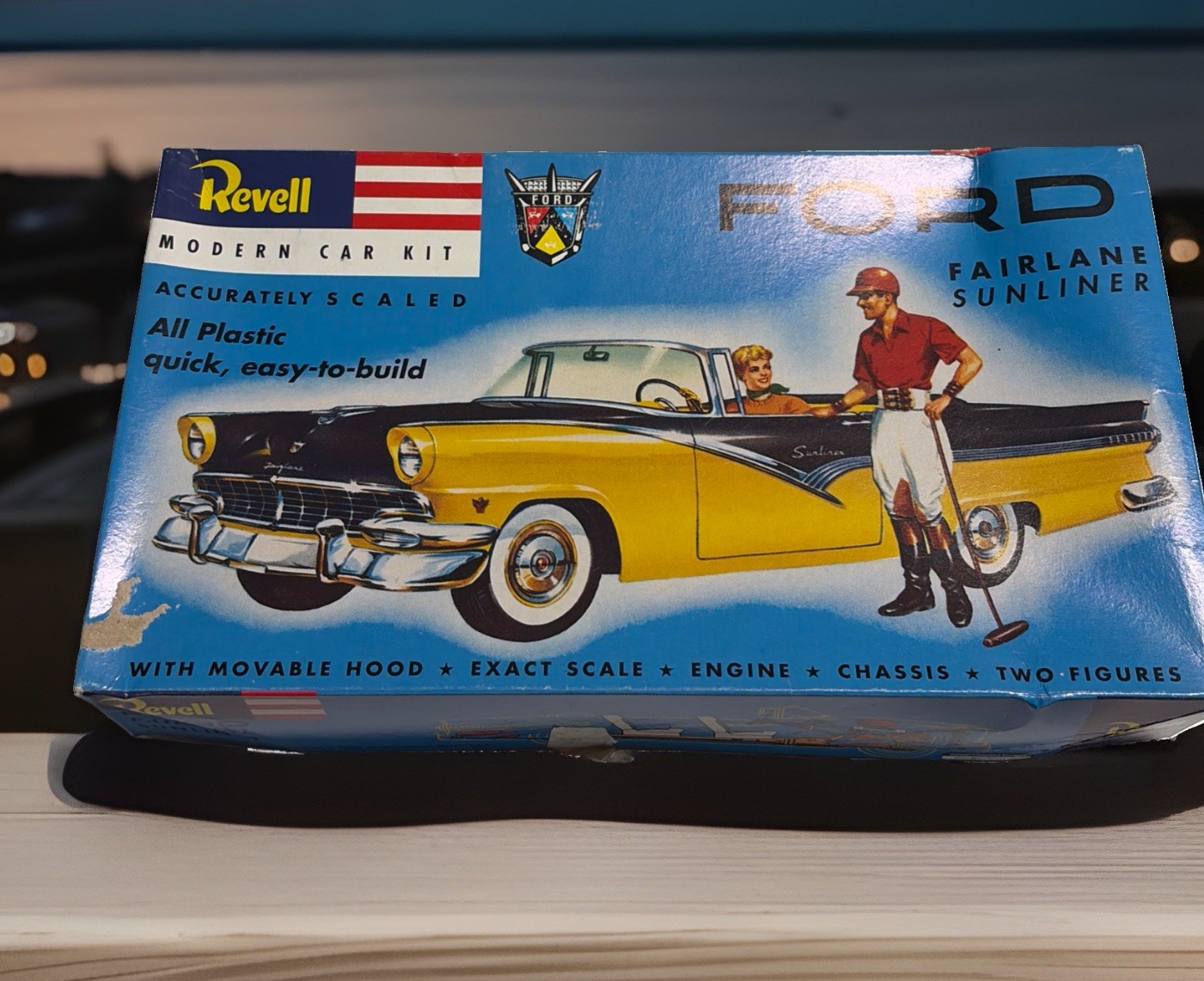 Revell 1956 Ford Fairlane Sunliner New Factory Model Car Kit